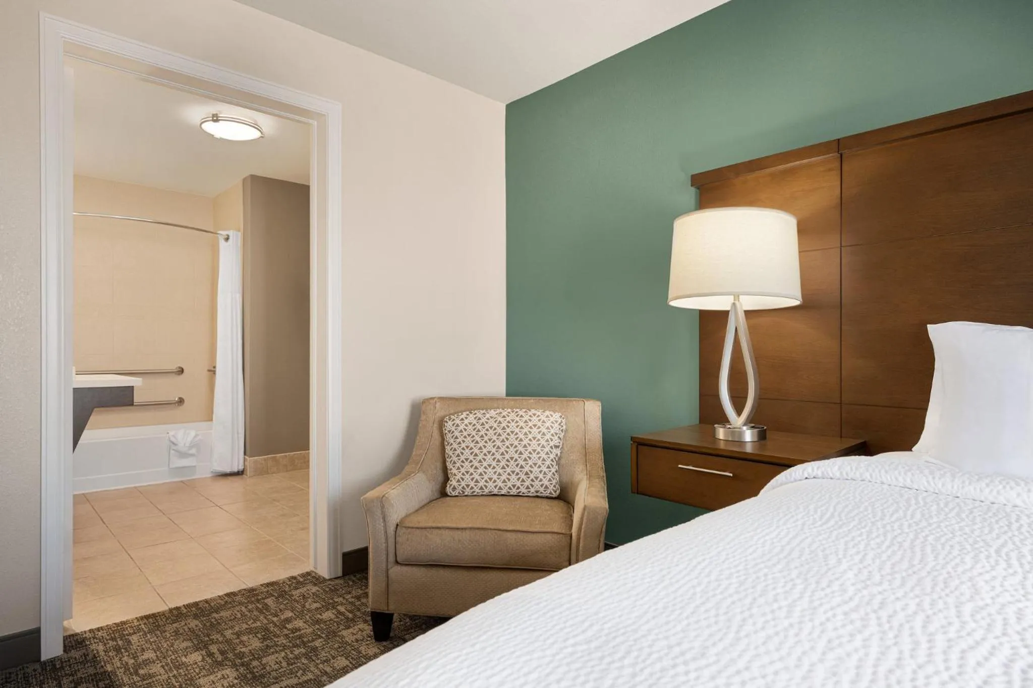 Photo of the whole room, Bed in Staybridge Suites Oklahoma City-Quail Springs by IHG