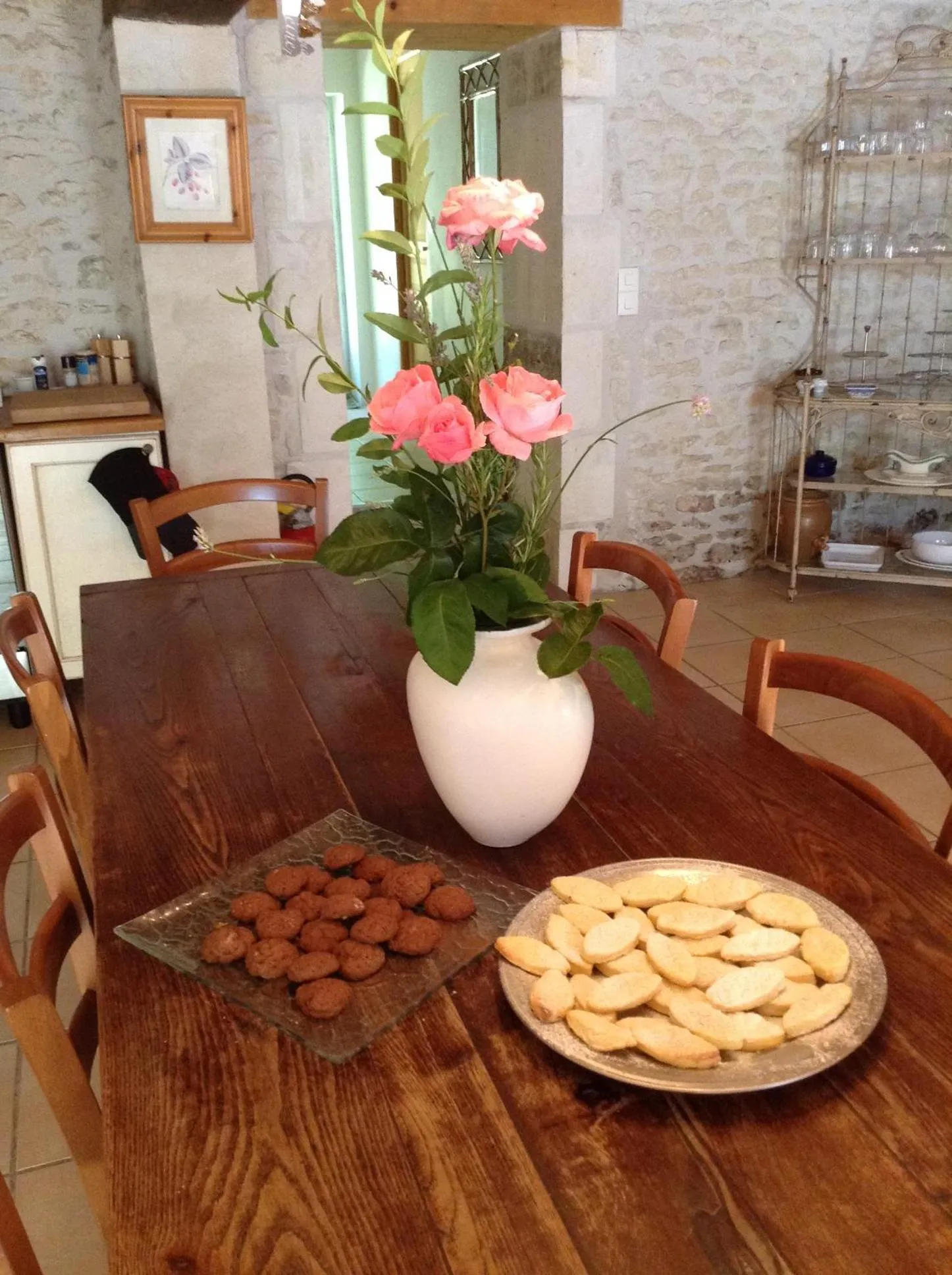 Food and drinks in Gite du Calme 3 Star Bed & Breakfast Cognac