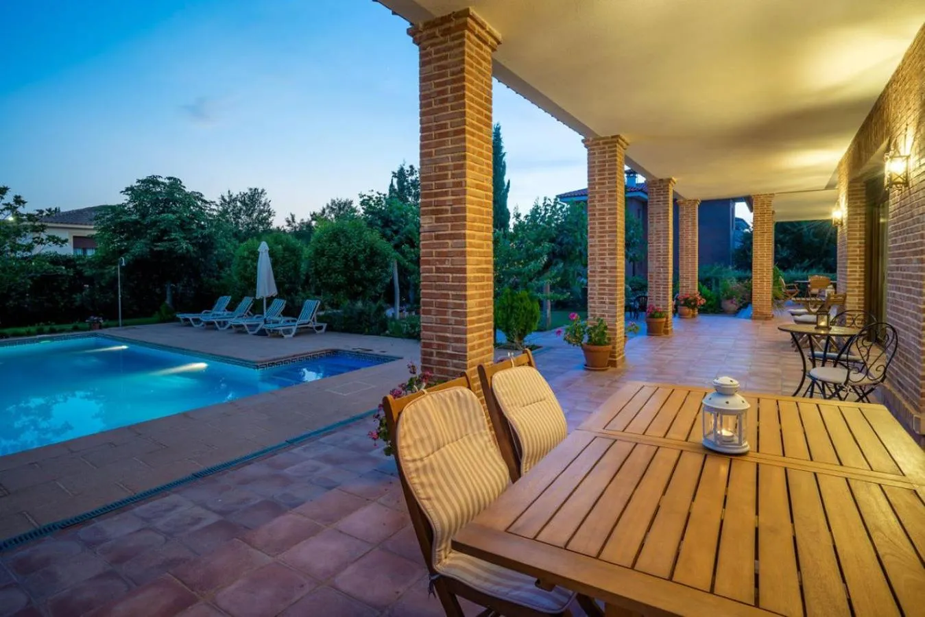 Pool view in Villa Marín Toledo
