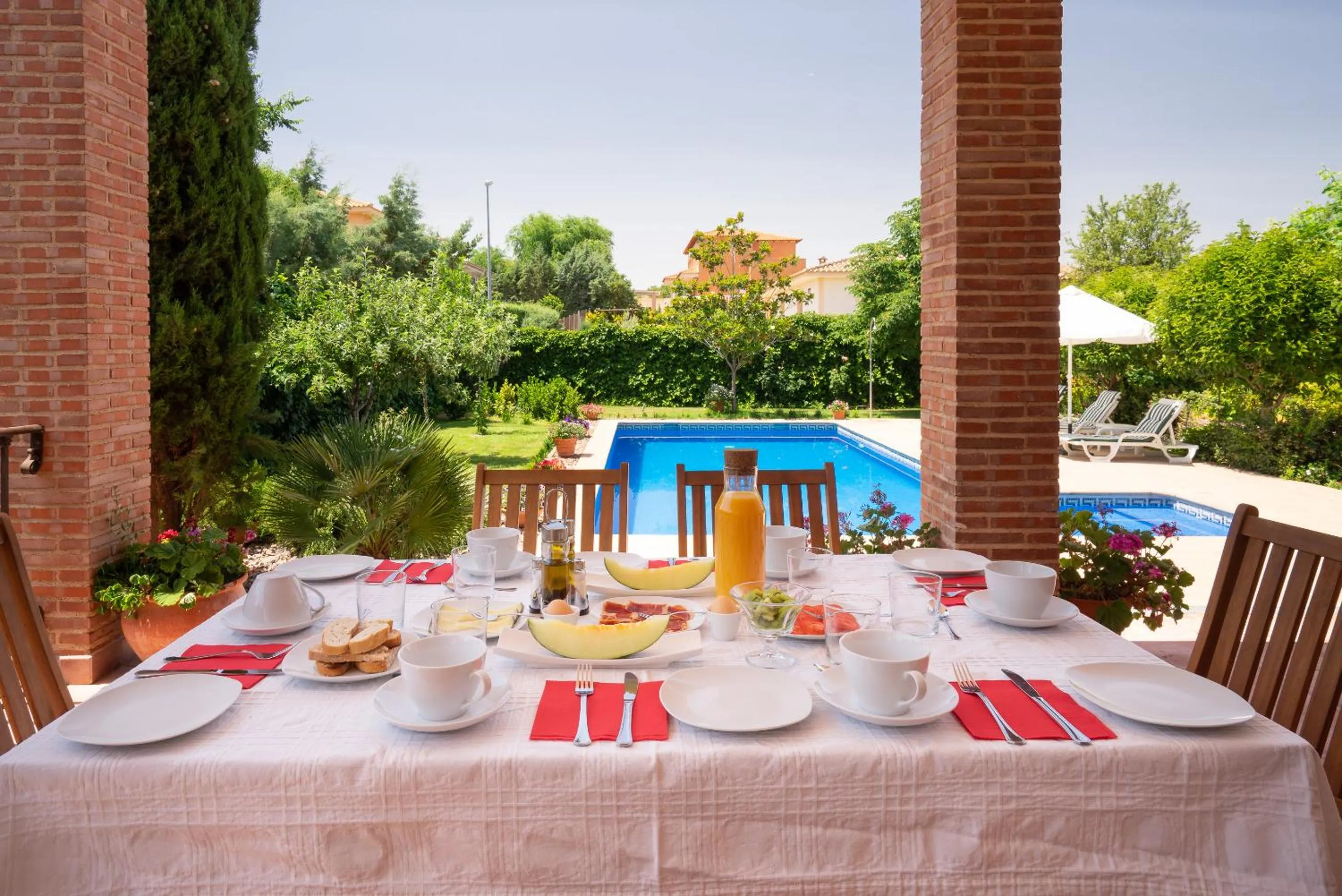 Continental breakfast in Villa Marín Toledo