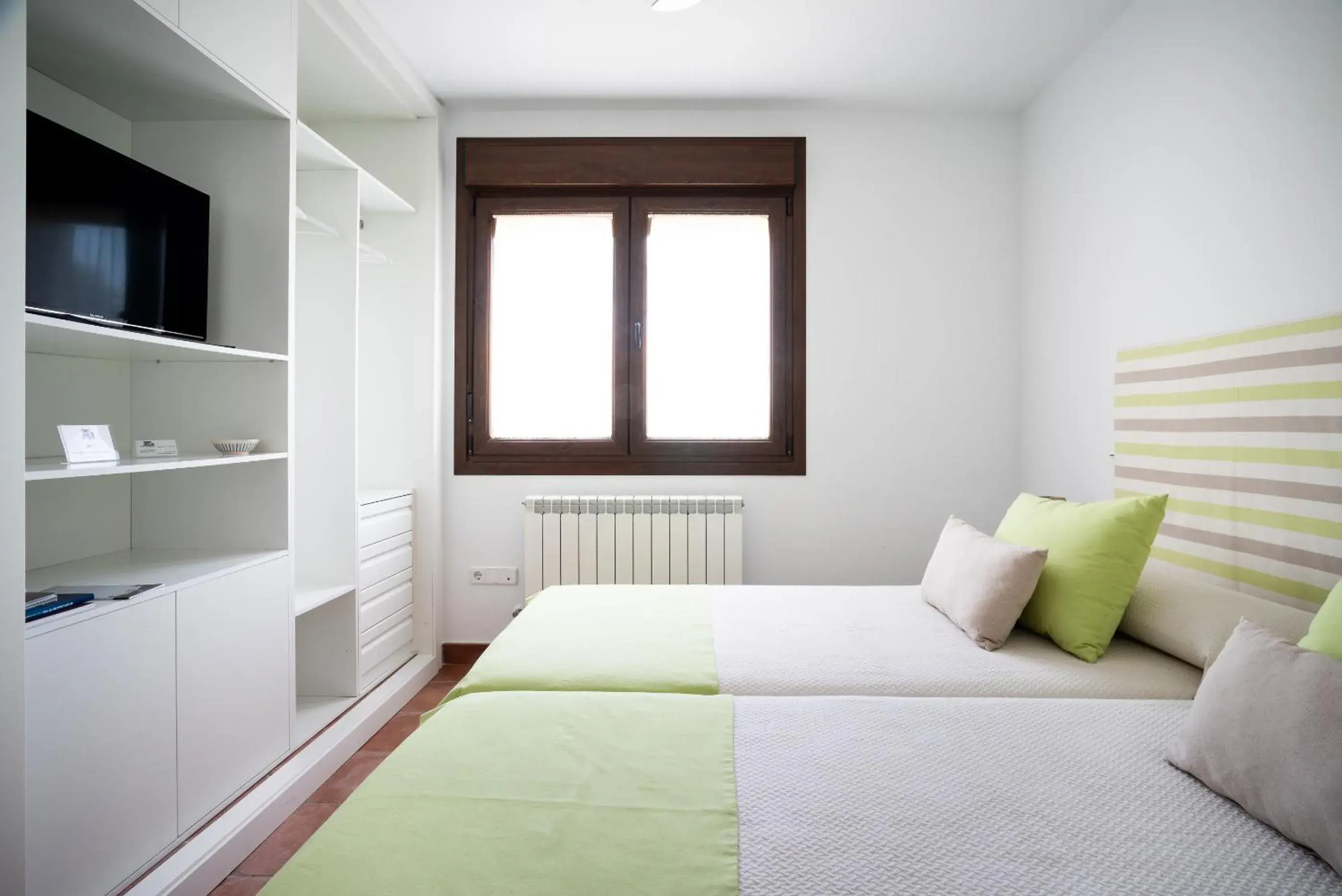 Two Connecting Double Rooms in Villa Marín Toledo Two Connecting Double Rooms in Villa Marín Toledo