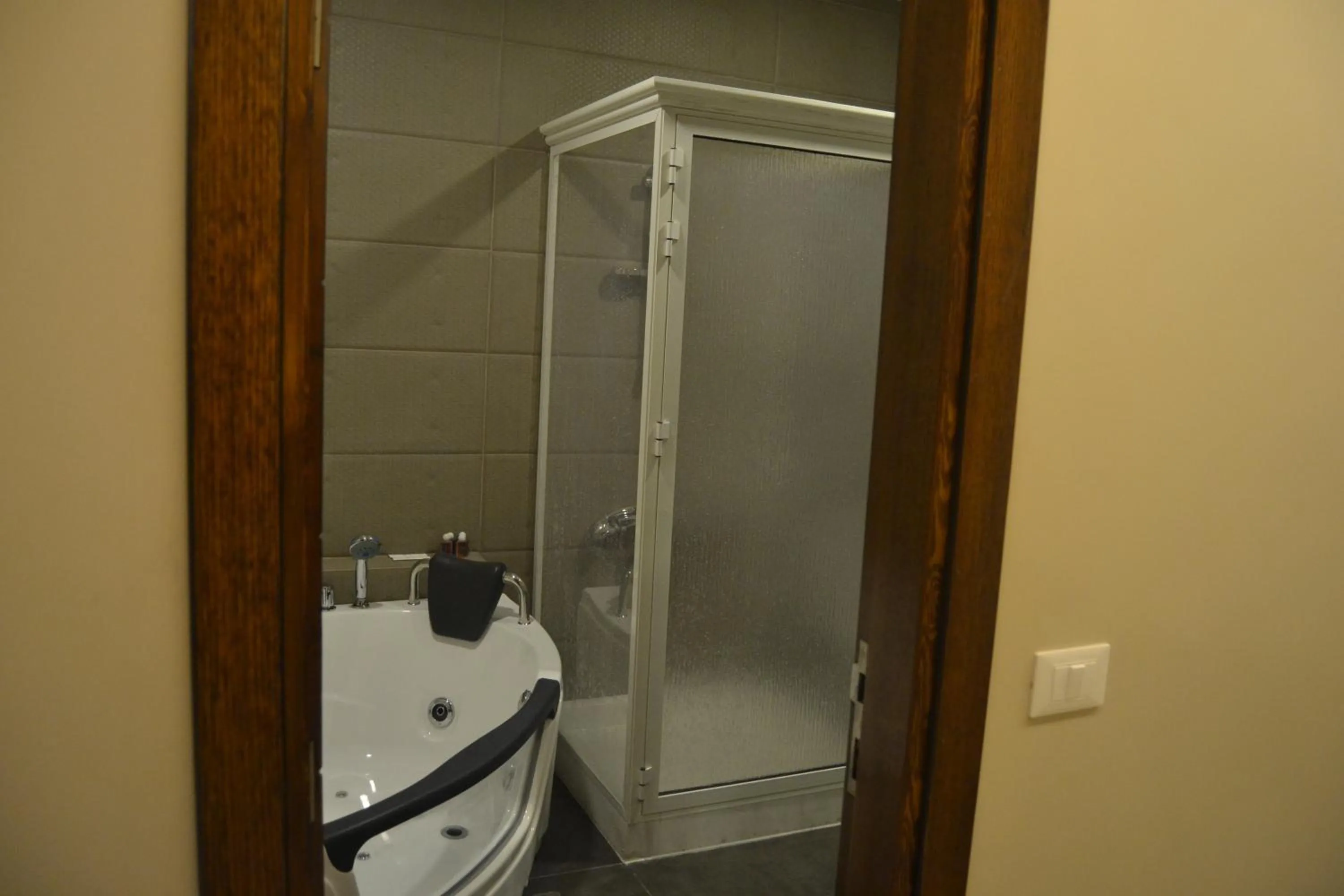 Bathroom in Platinum Hotel