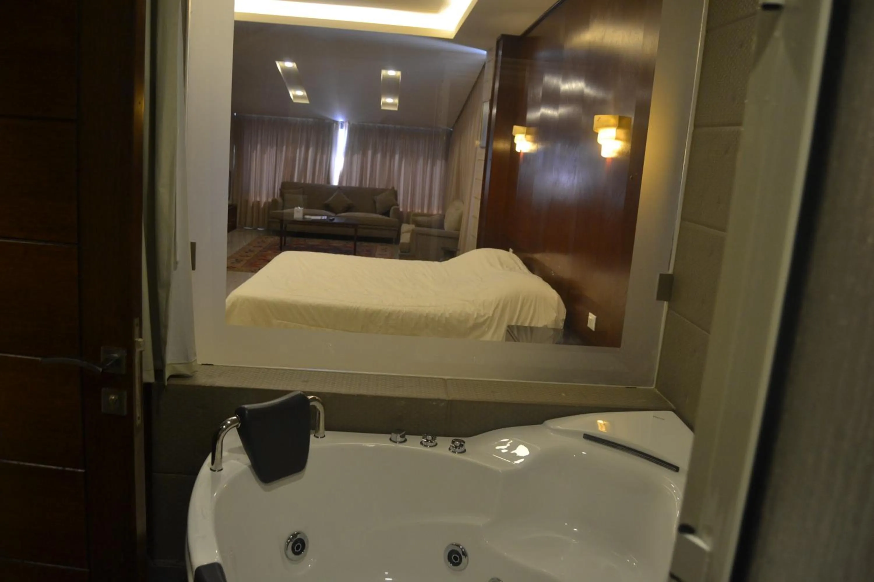 Bathroom, Bed in Platinum Hotel