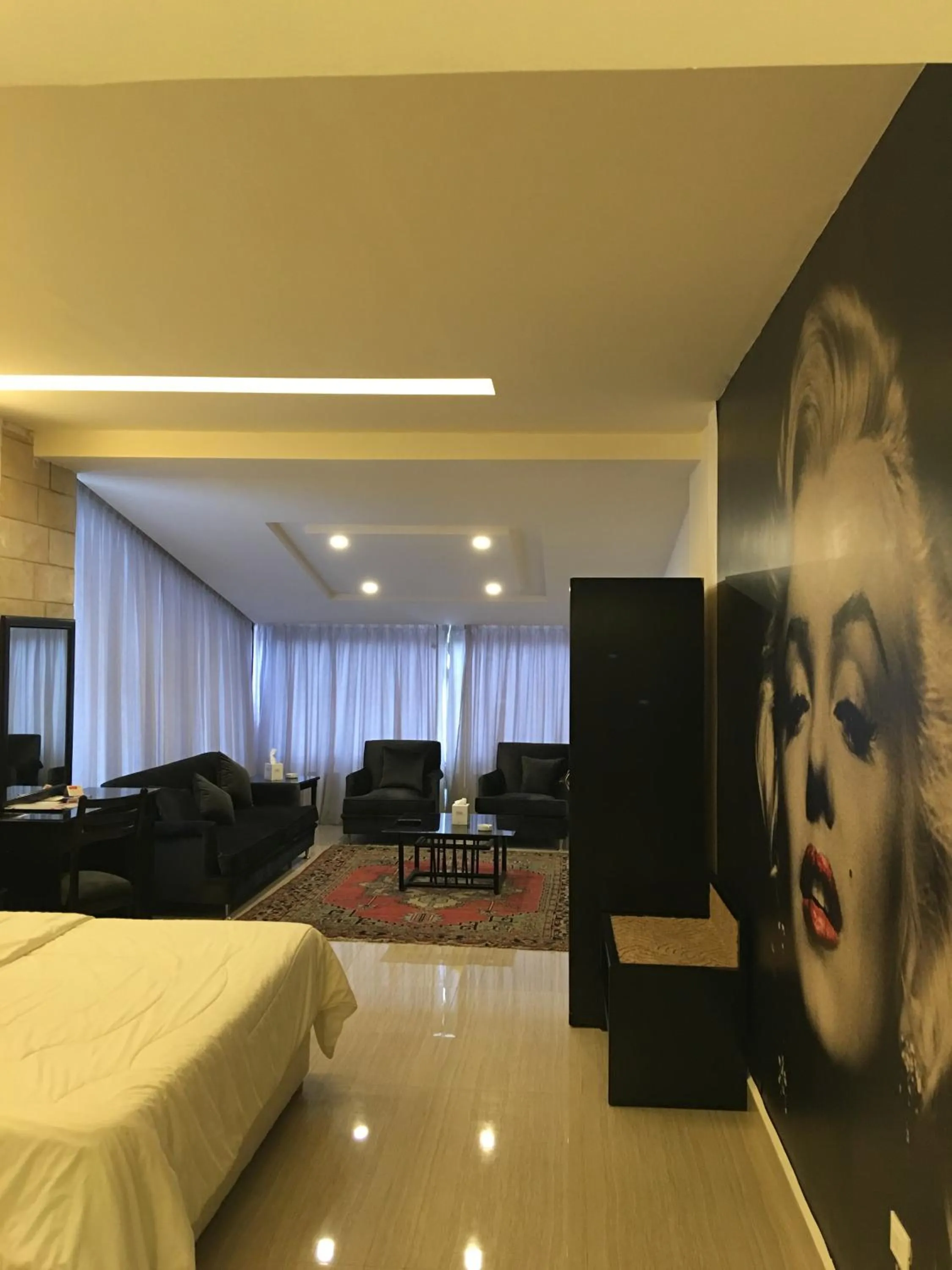 Decorative detail, Bed in Platinum Hotel