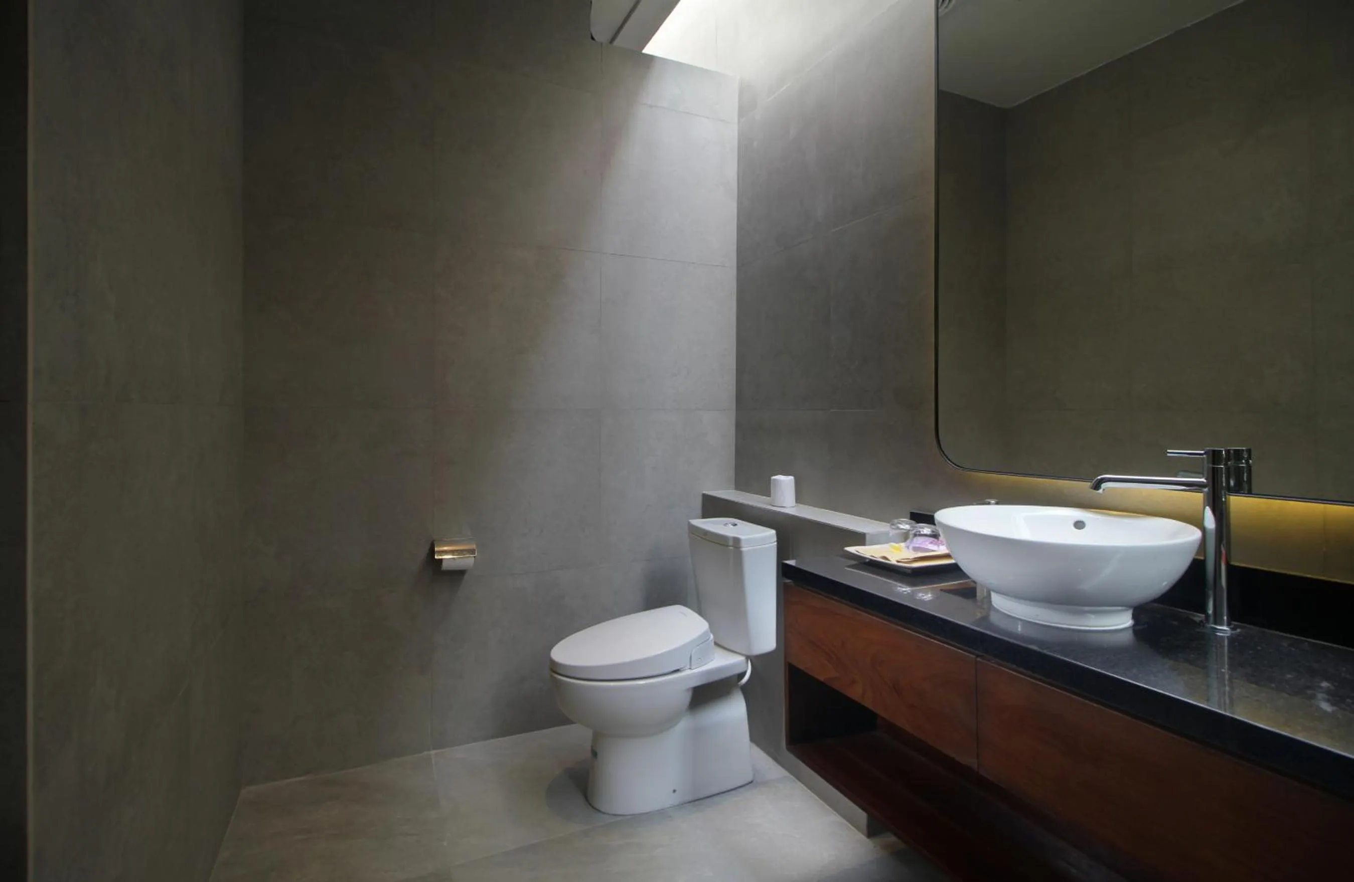 Toilet in Sudha Villa Bali Baik-Baik