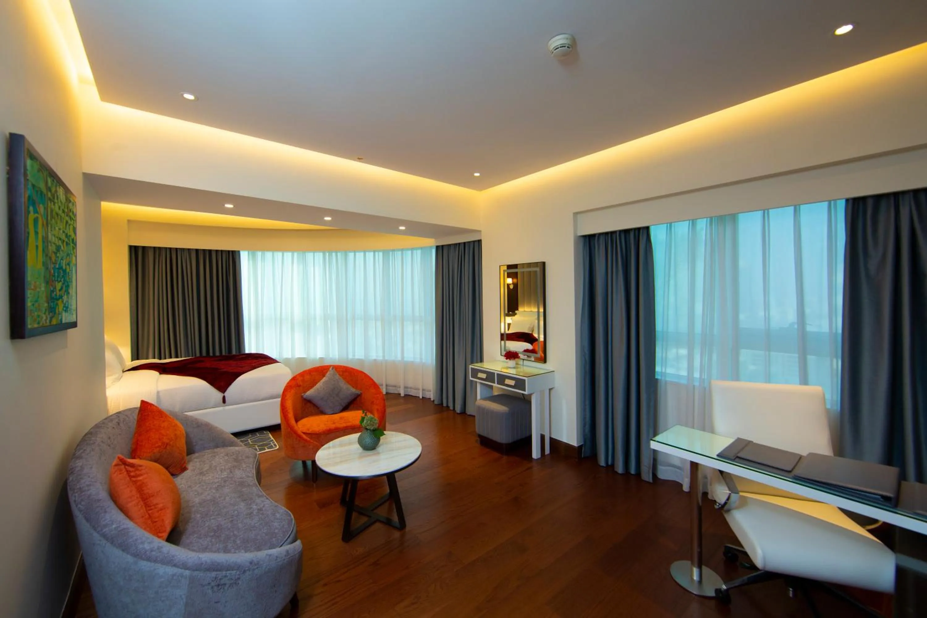 Photo of the whole room, Bed in Number One Tower Suites