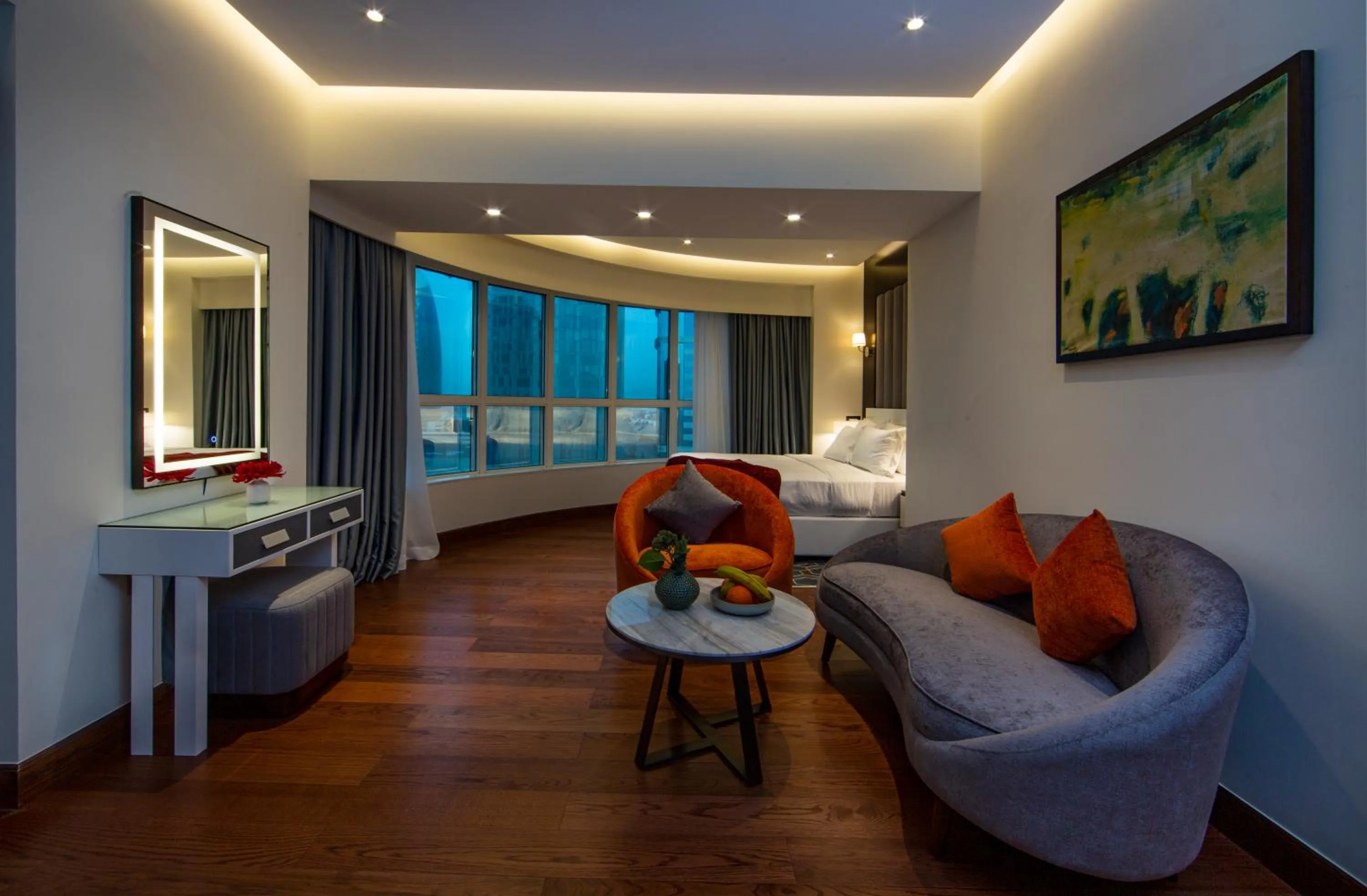 Photo of the whole room, Bed in Number One Tower Suites