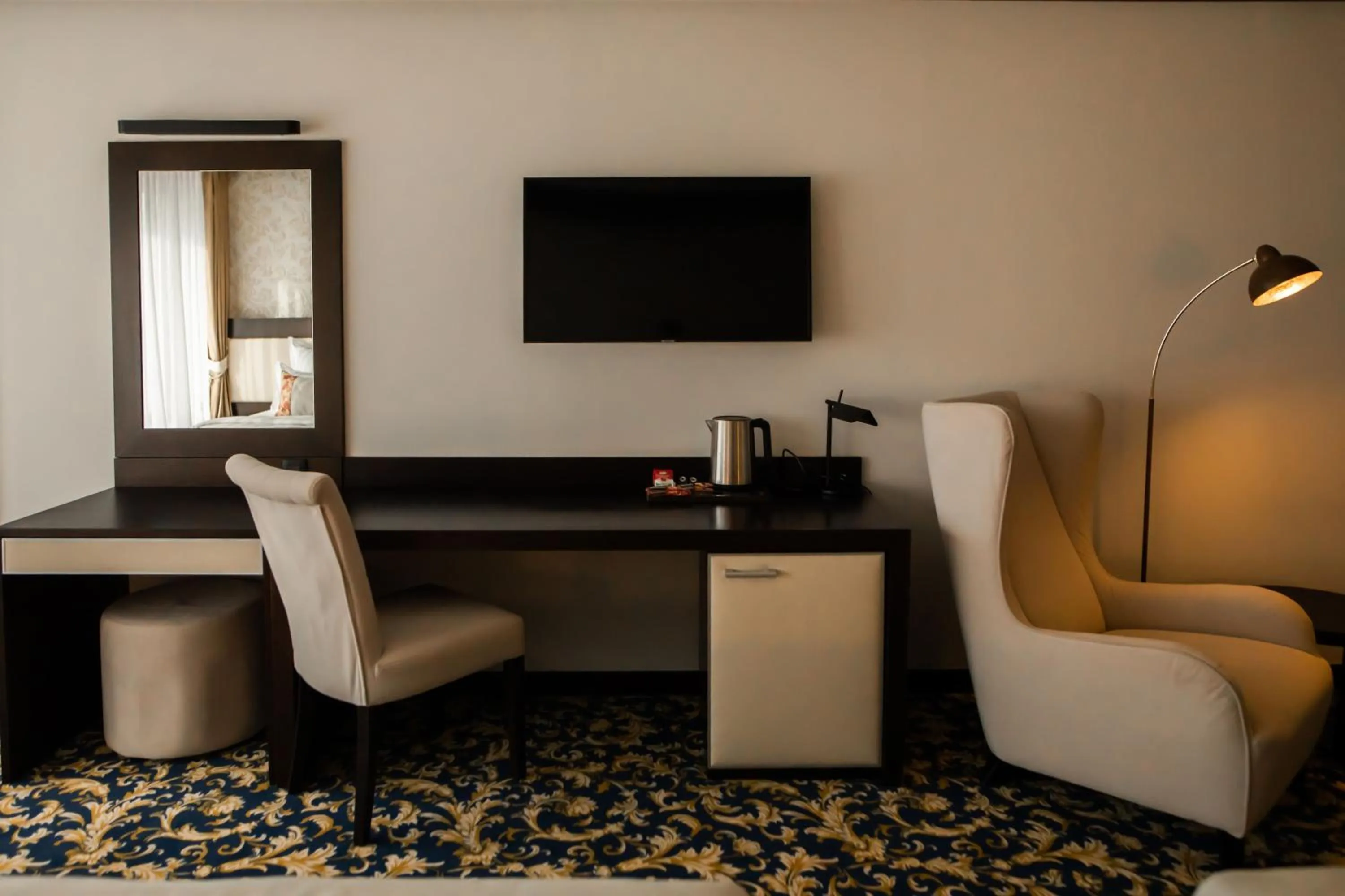 TV and multimedia in Malak Regency Hotel