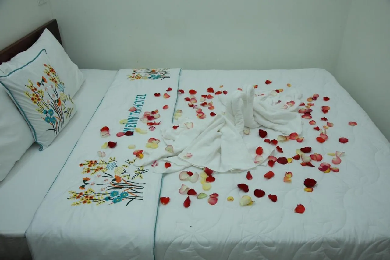 Bed in An Bình Tài Hotel