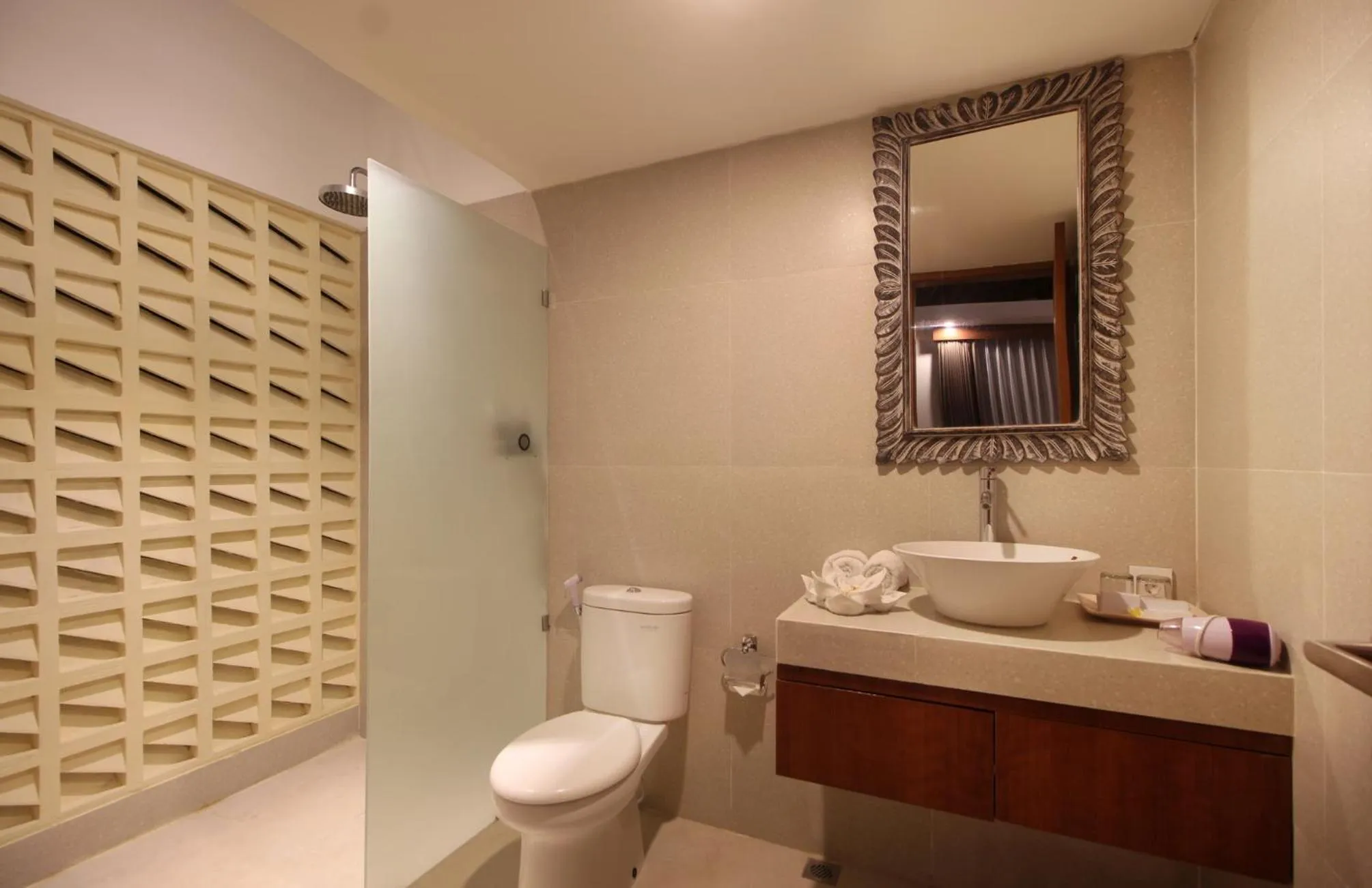 Toilet in Sudha Villa Bali Anyelir