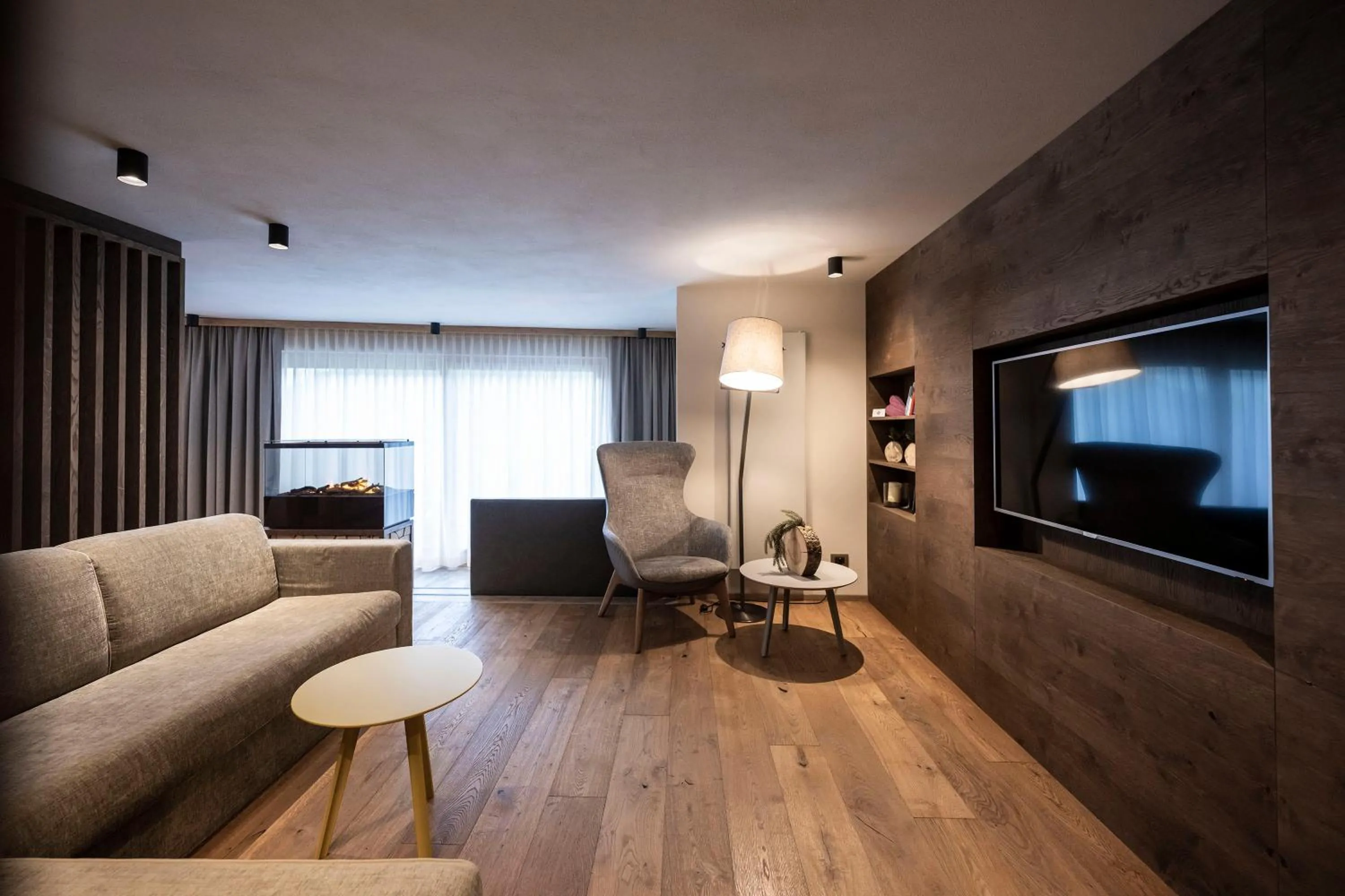 TV and multimedia in Post Alpina - Family Mountain Chalets