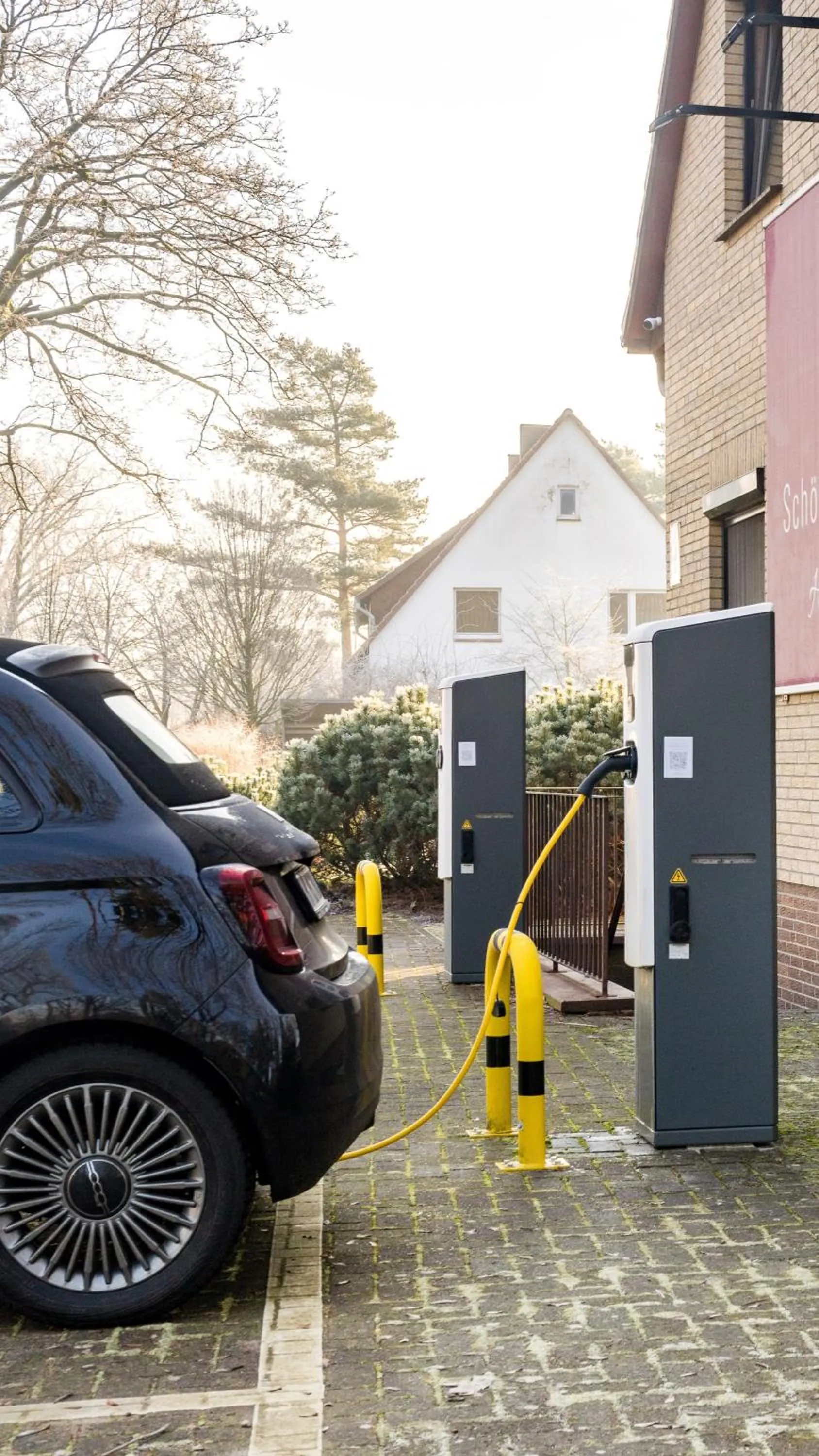 Parking in Balland's Hotel & Restaurant