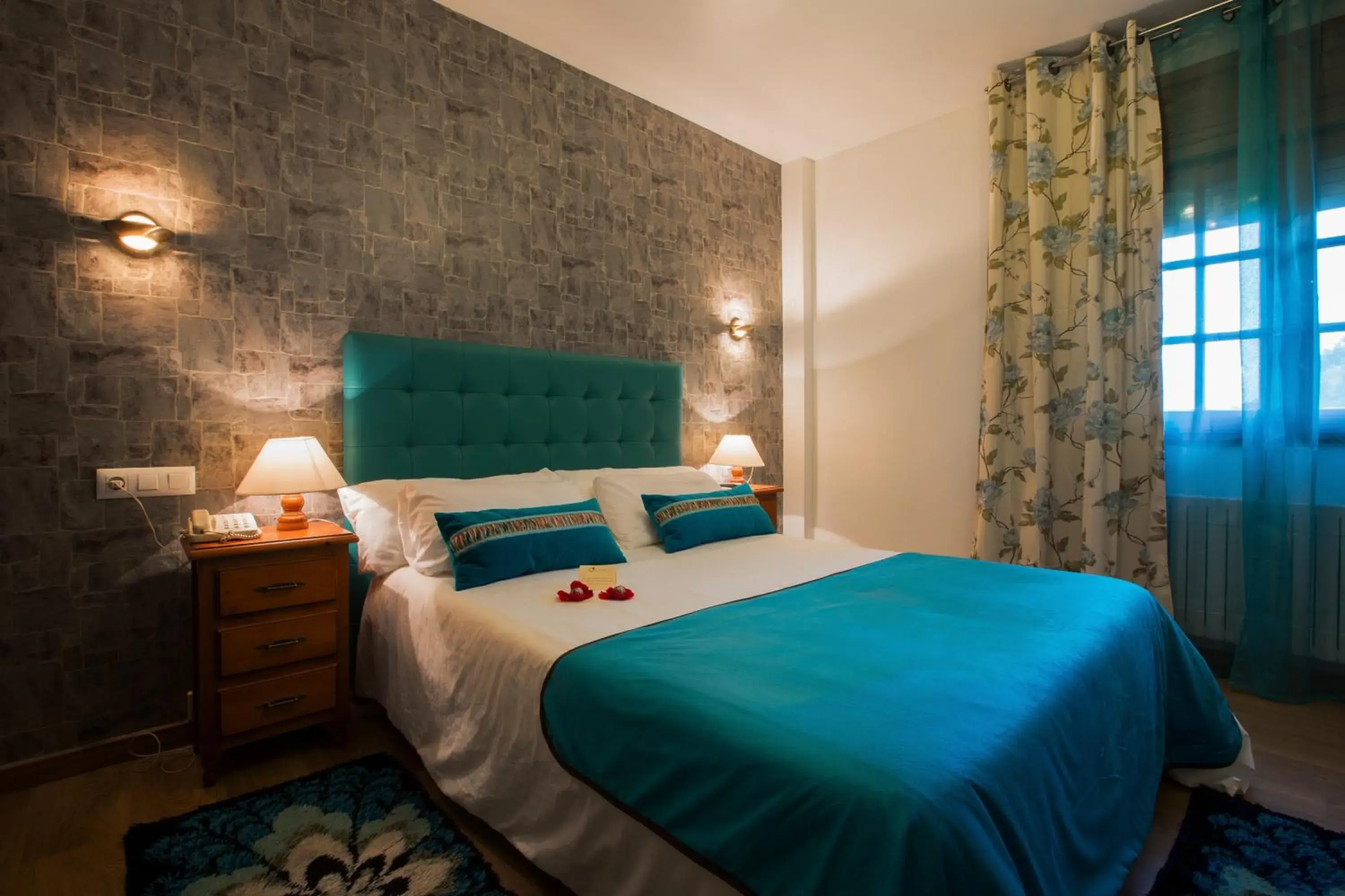 Double Room in Hotel & Apartamentos Cons da Garda Double Room in Hotel & Apartamentos Cons da Garda