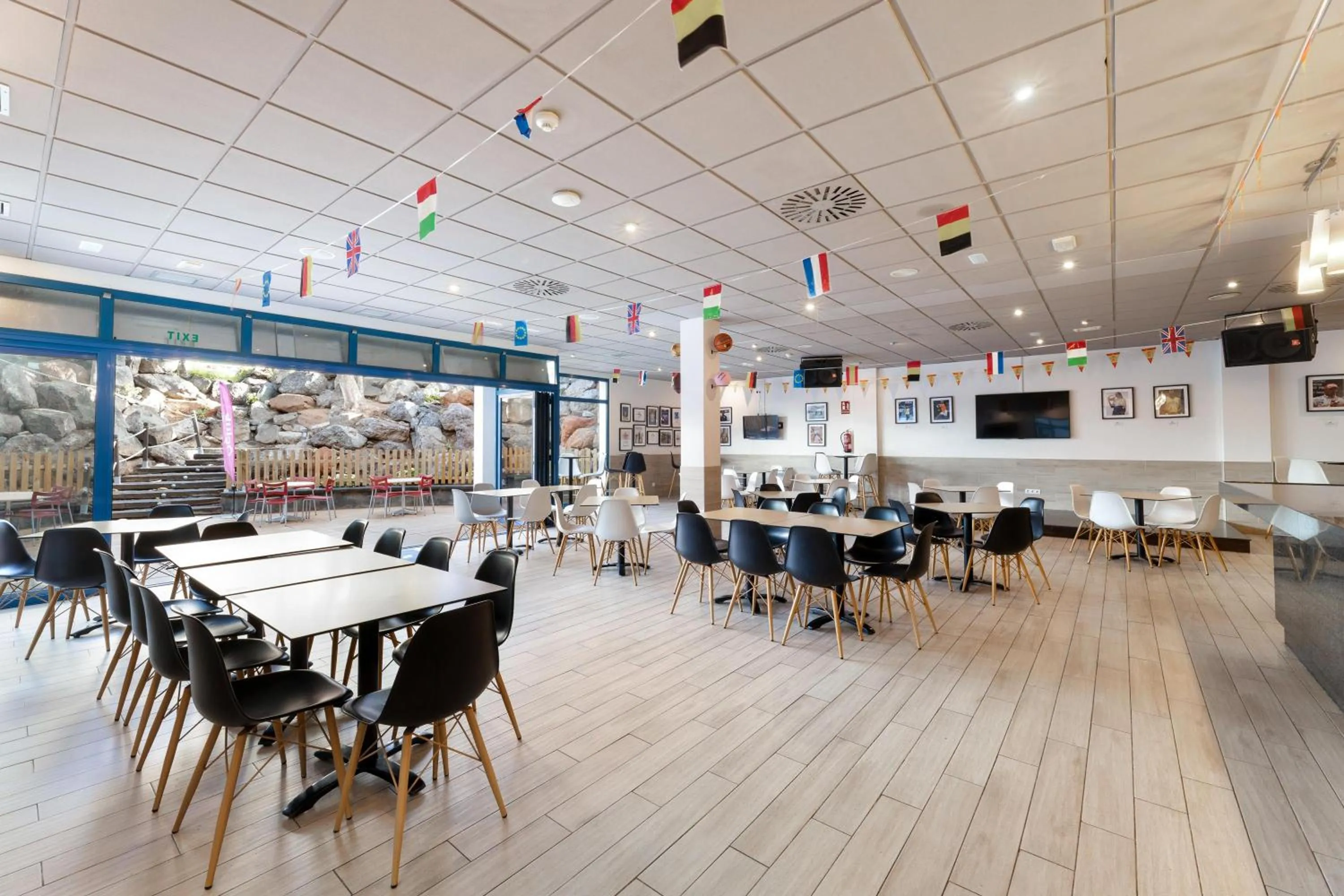 Lounge or bar in THB Tropical Island