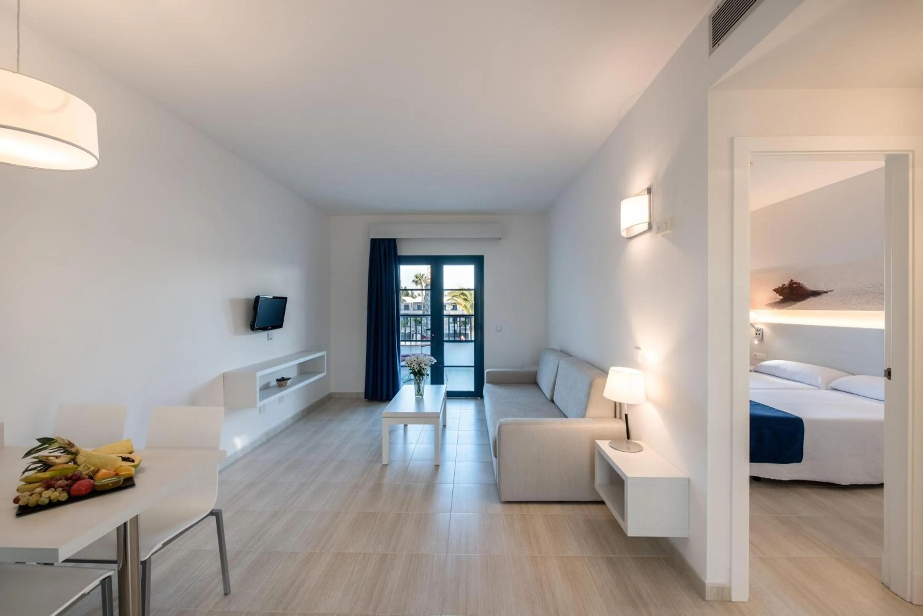 Photo of the whole room, Bed in THB Tropical Island