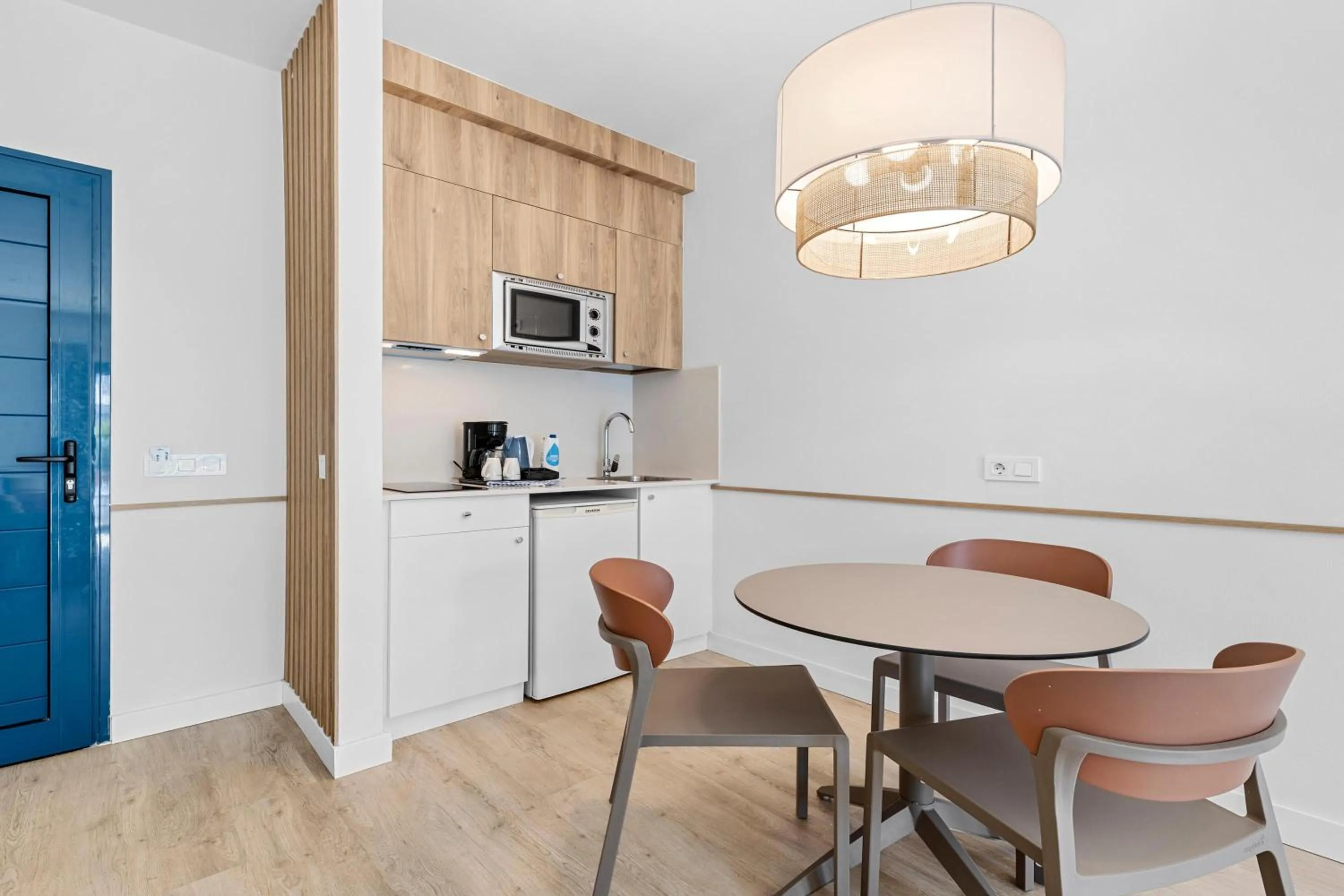 Kitchen or kitchenette in THB Tropical Island