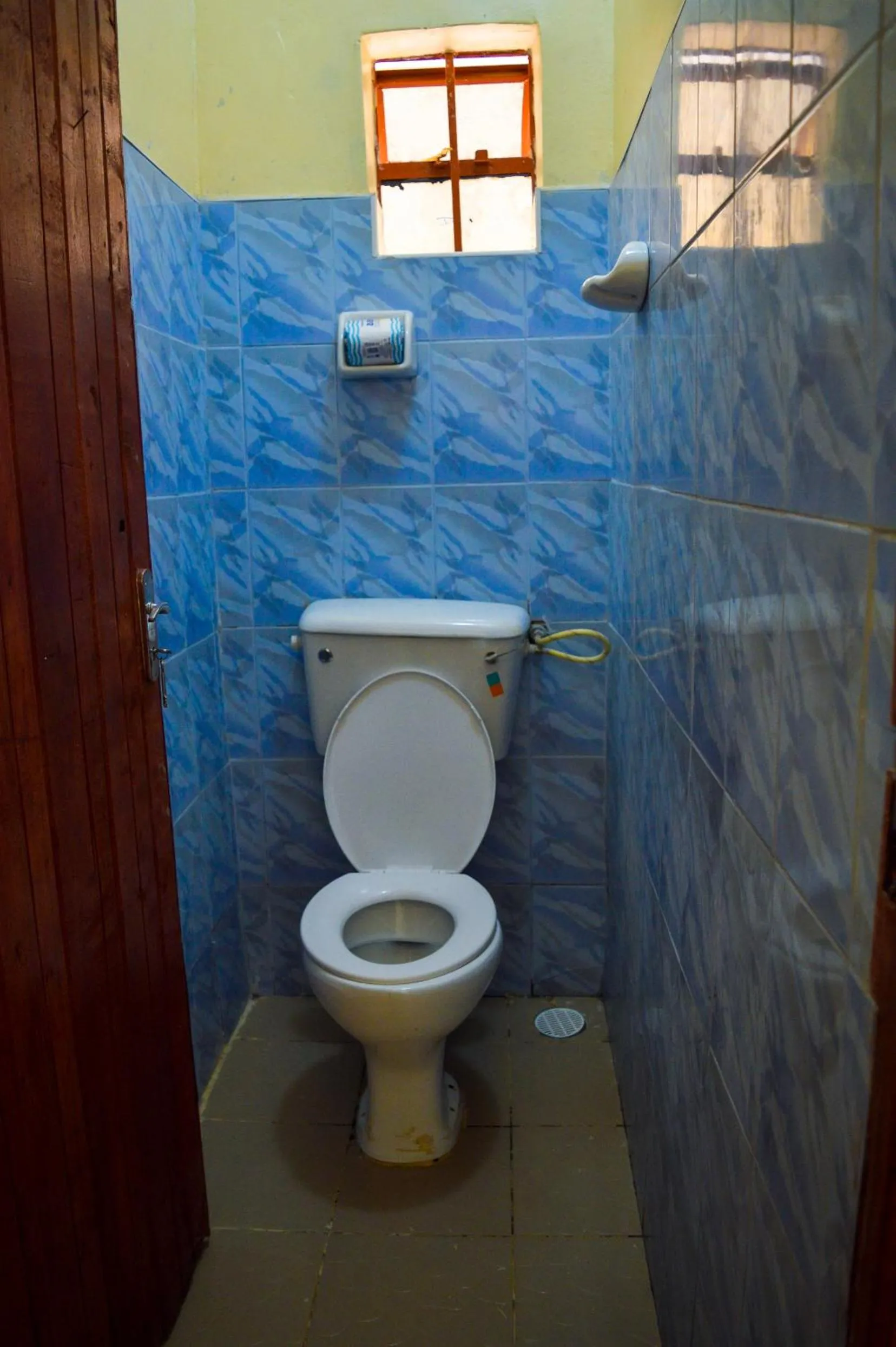 Toilet in Saboti Hotel