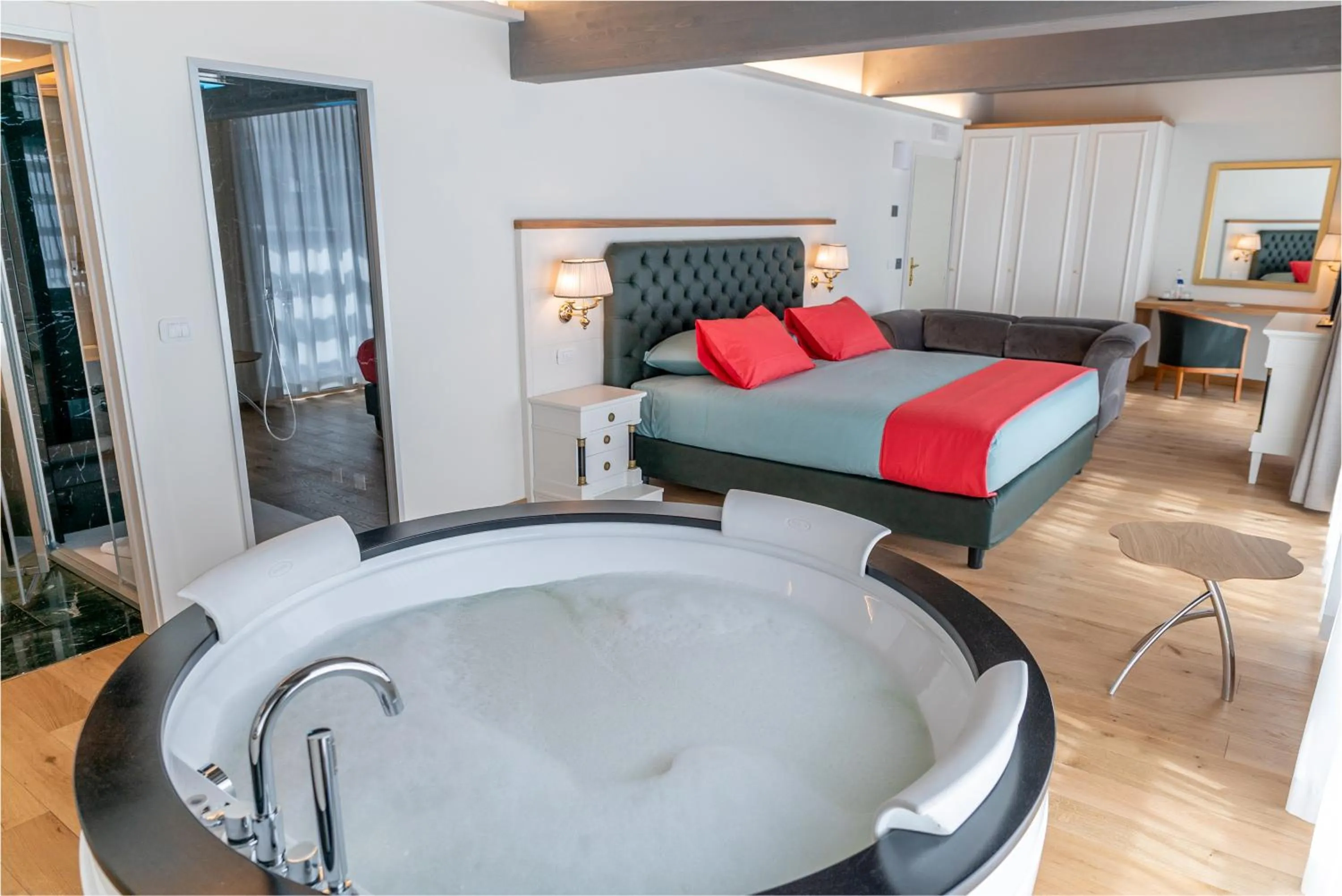 Photo of the whole room, Bed in Cristallo Wellness Hotel