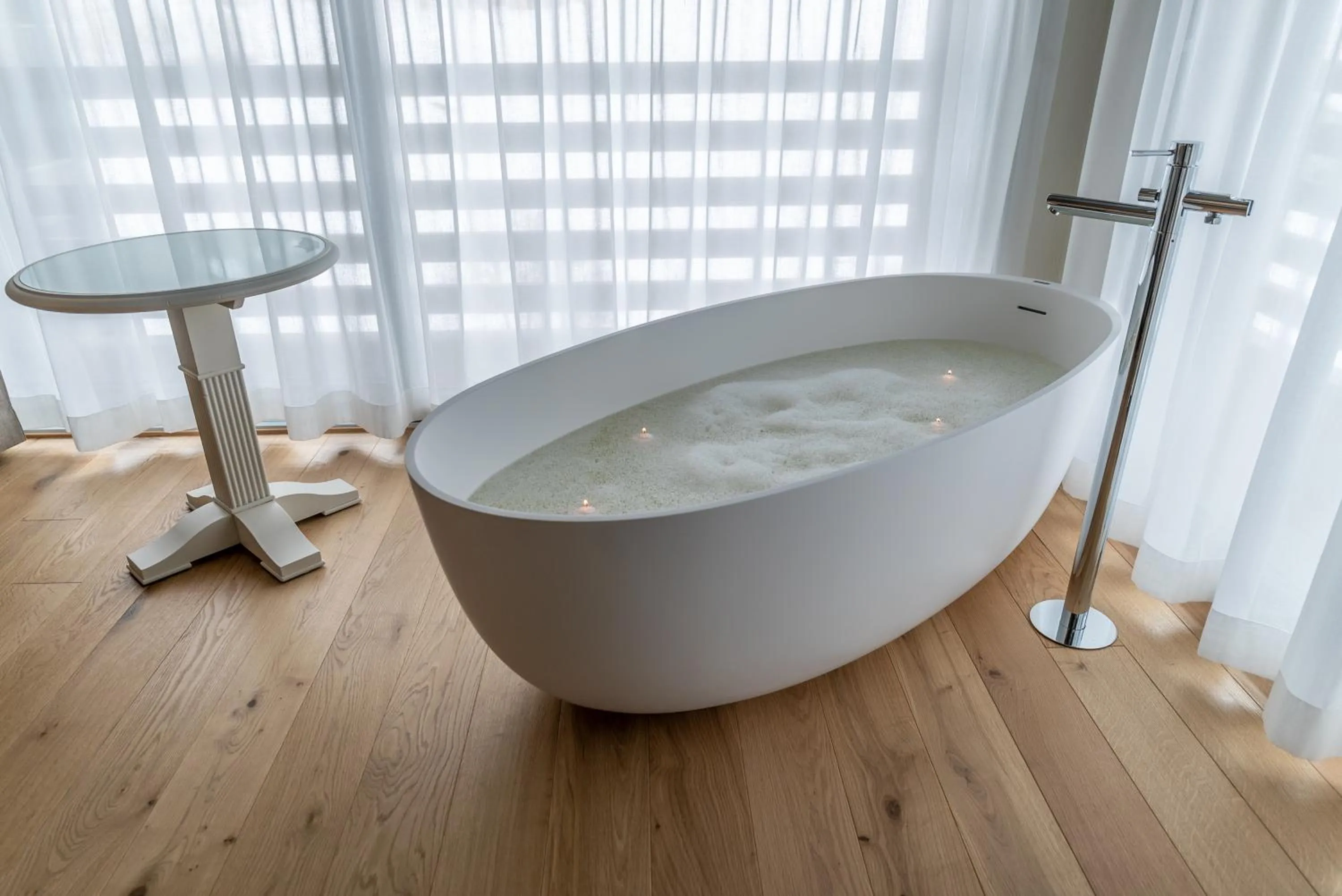 Bath in Cristallo Wellness Hotel