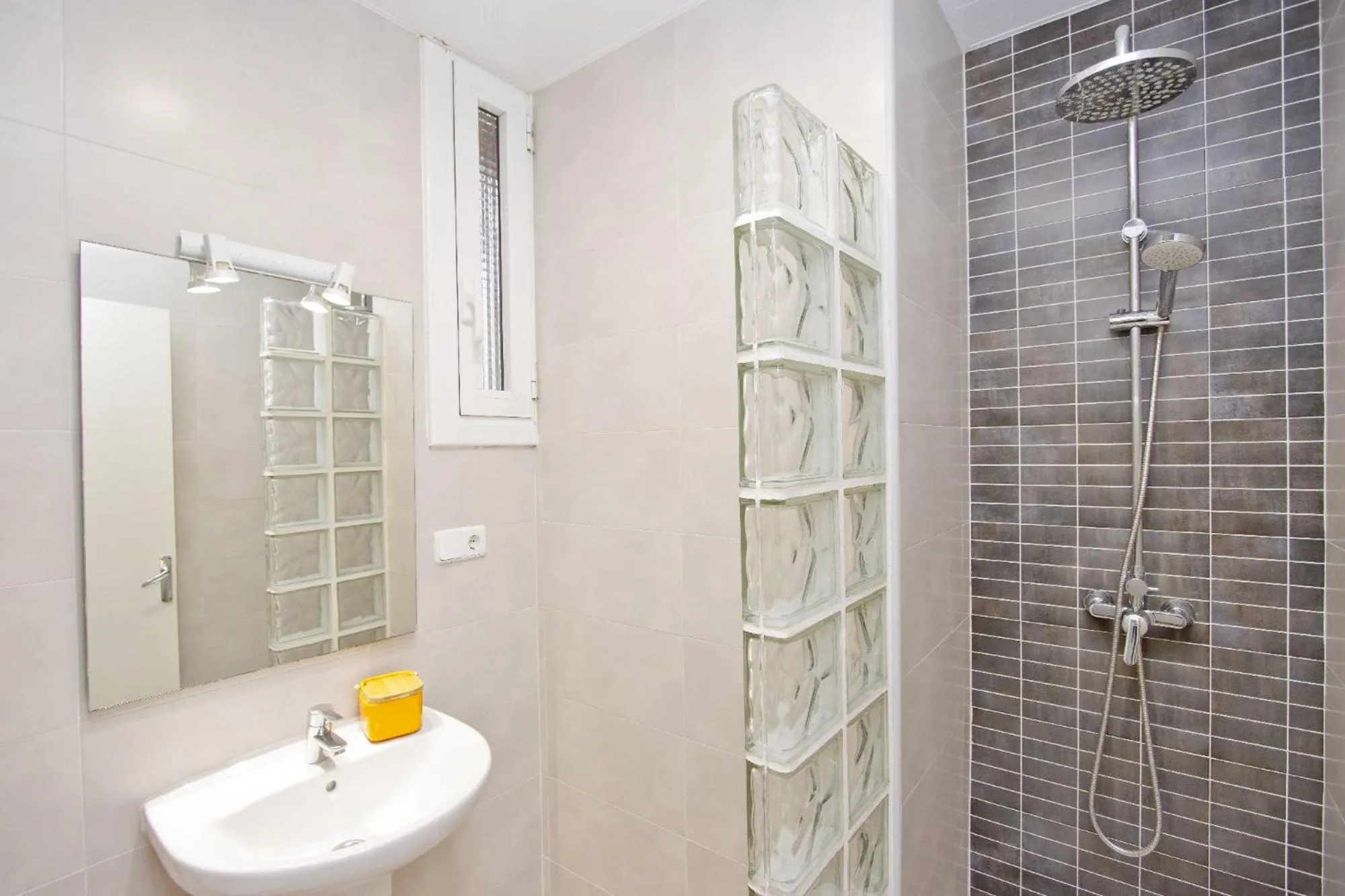 Barcelona City Hotel