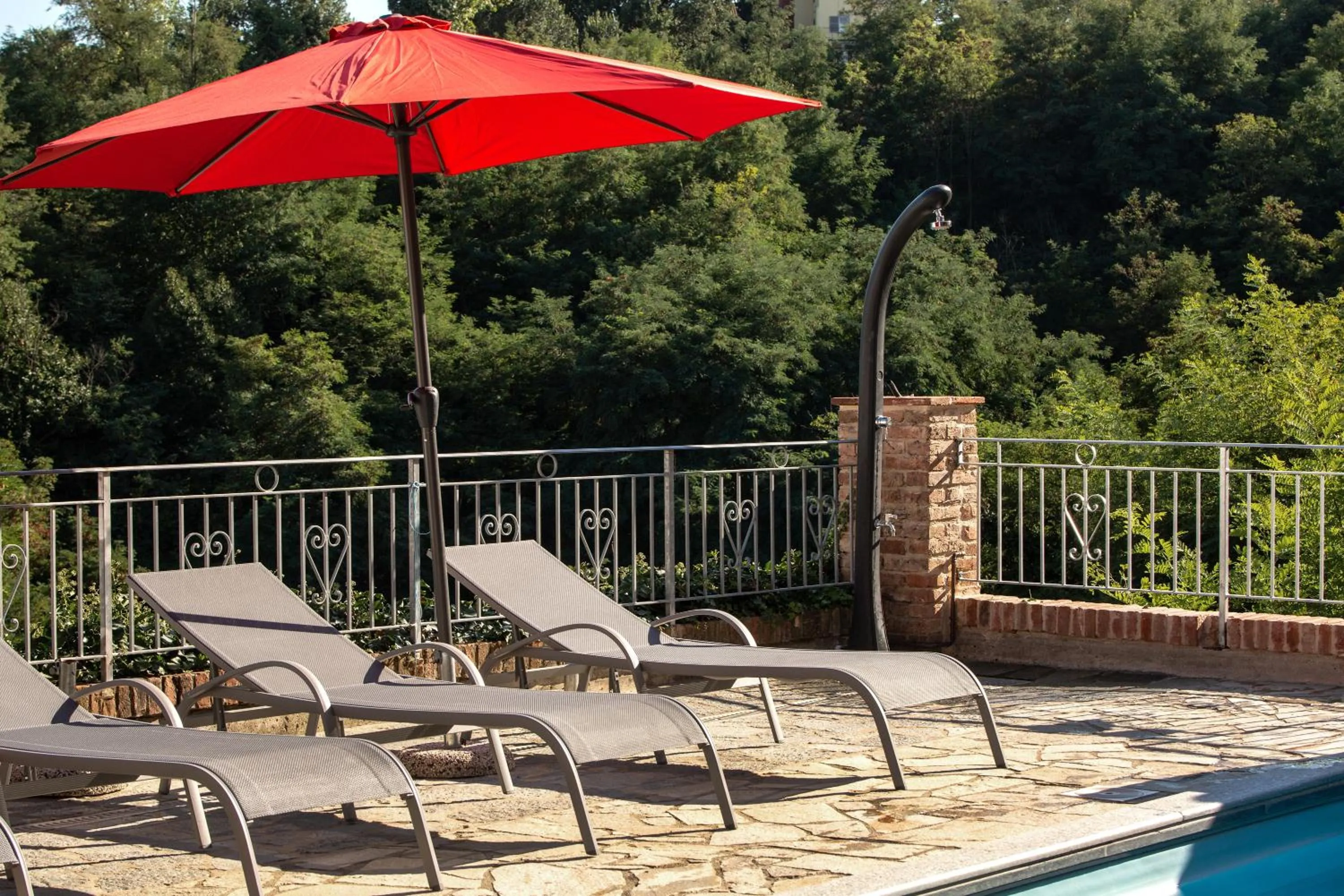 Pool view in Villa Pesce, Mombaruzzo