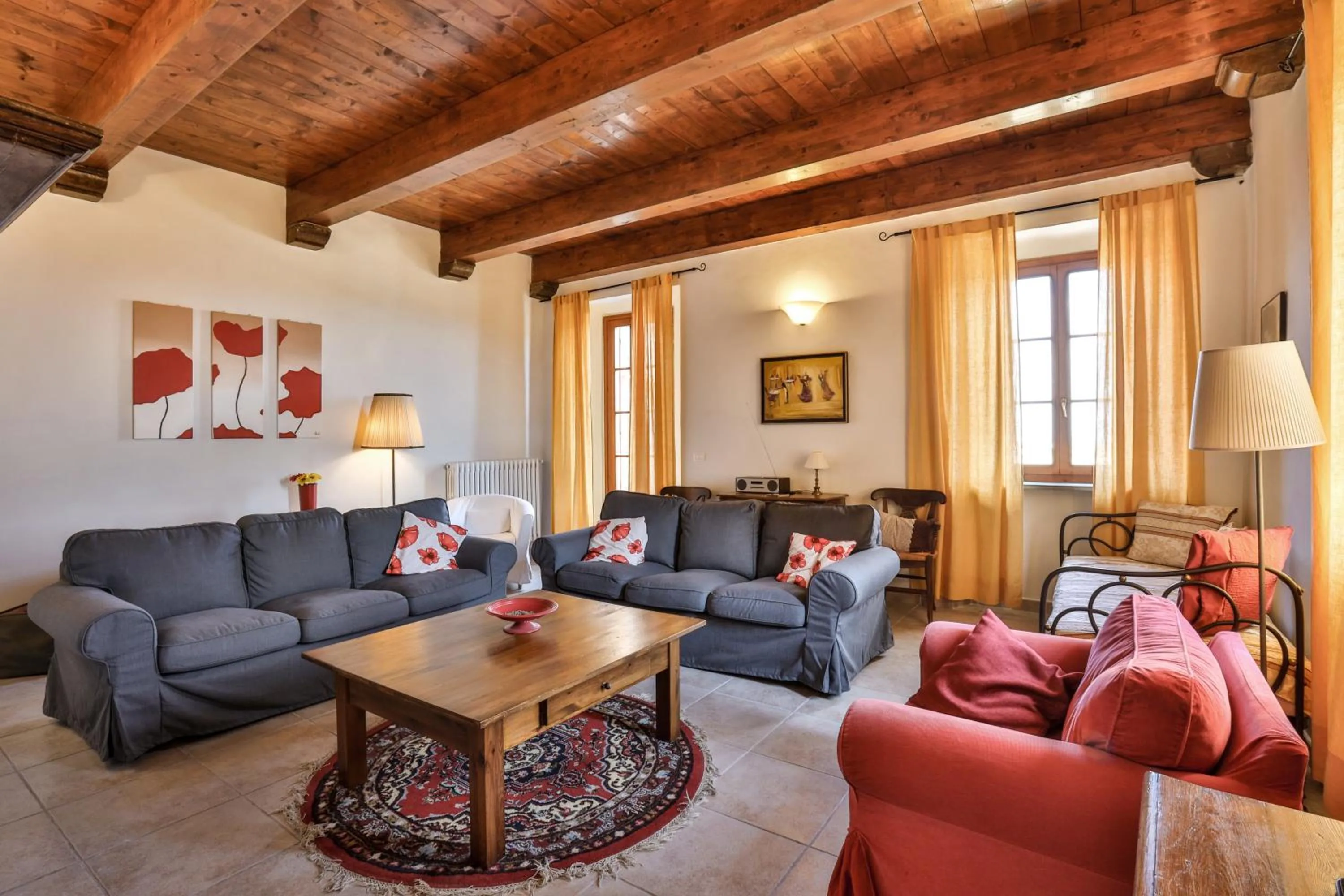 Living room in Villa Pesce, Mombaruzzo