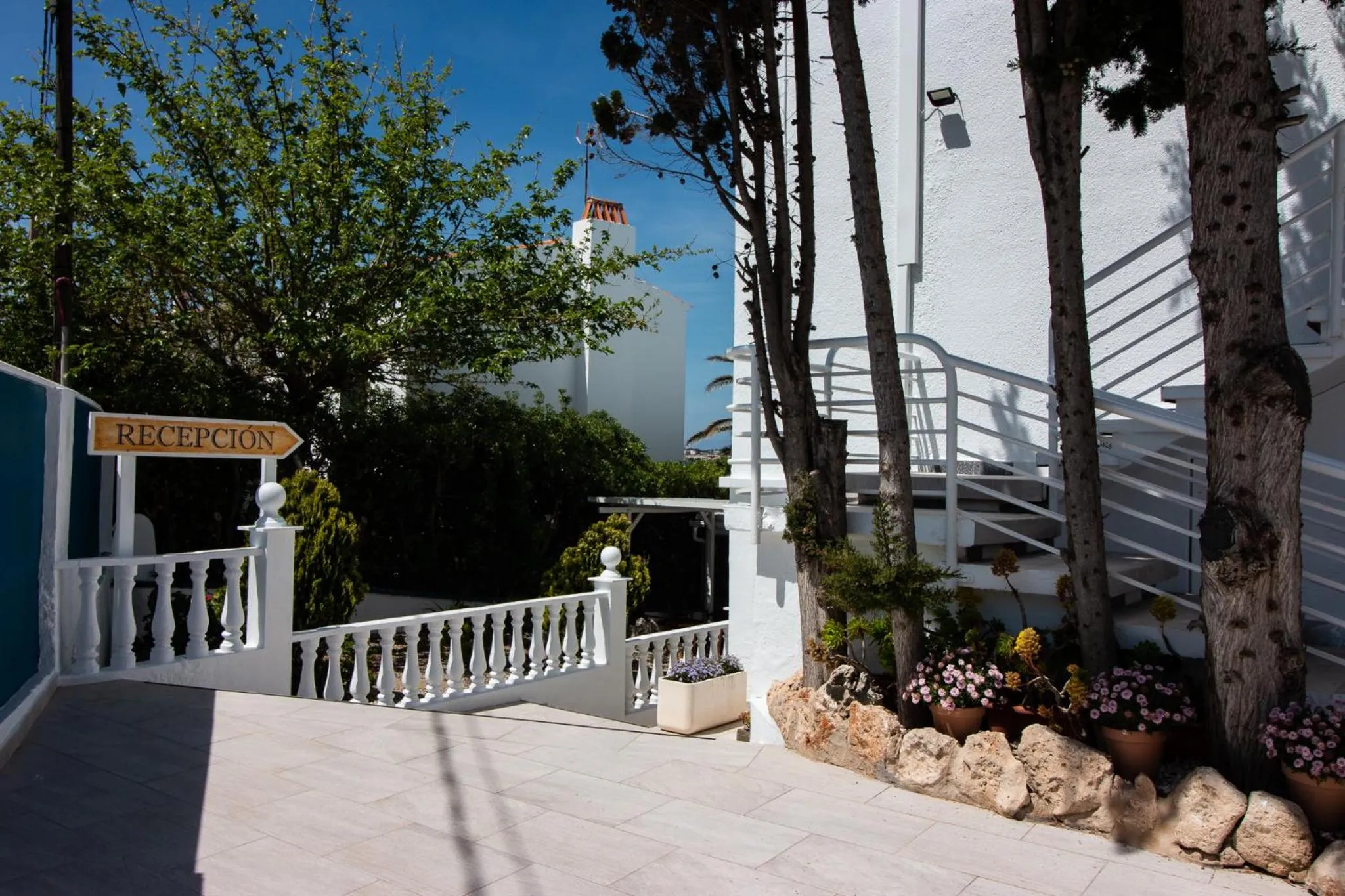 Property building in Cala Bona y Mar Blava