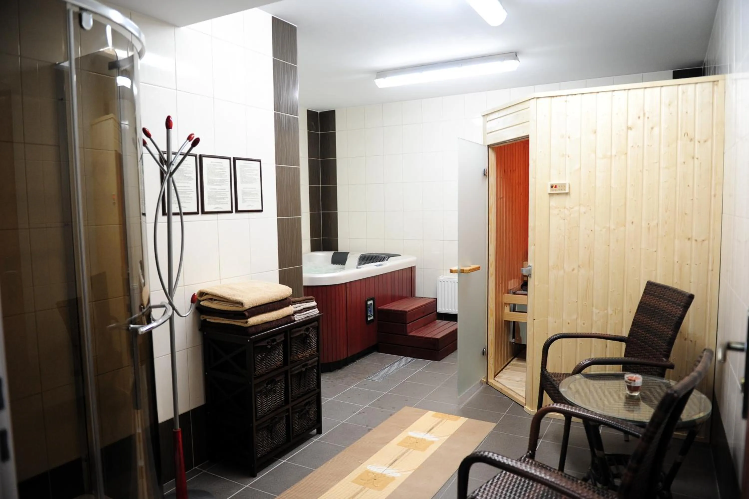 Spa and wellness centre/facilities, Bathroom in Maxim honorujemy bon turystyczny