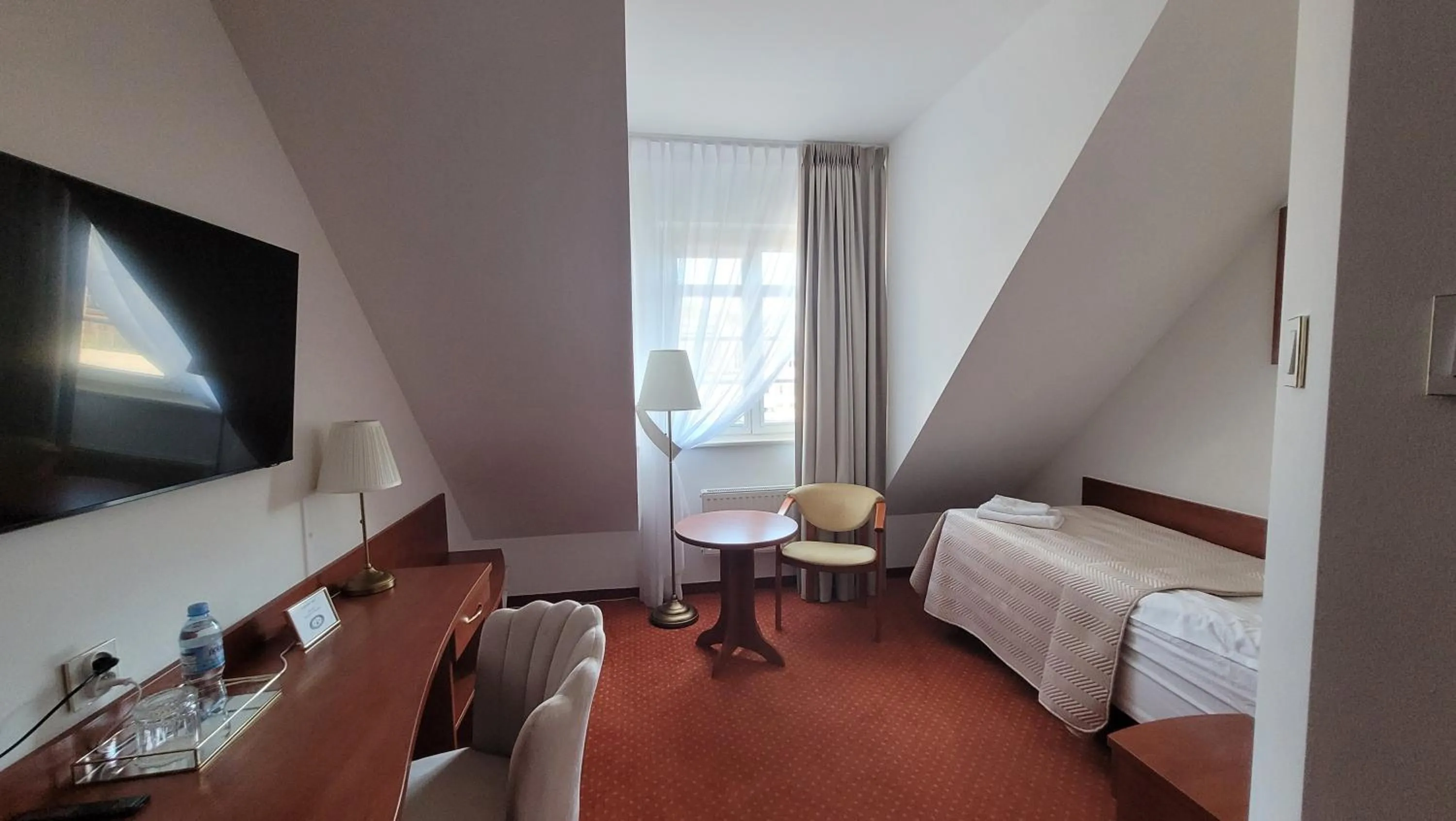 Bed in Maxim honorujemy bon turystyczny