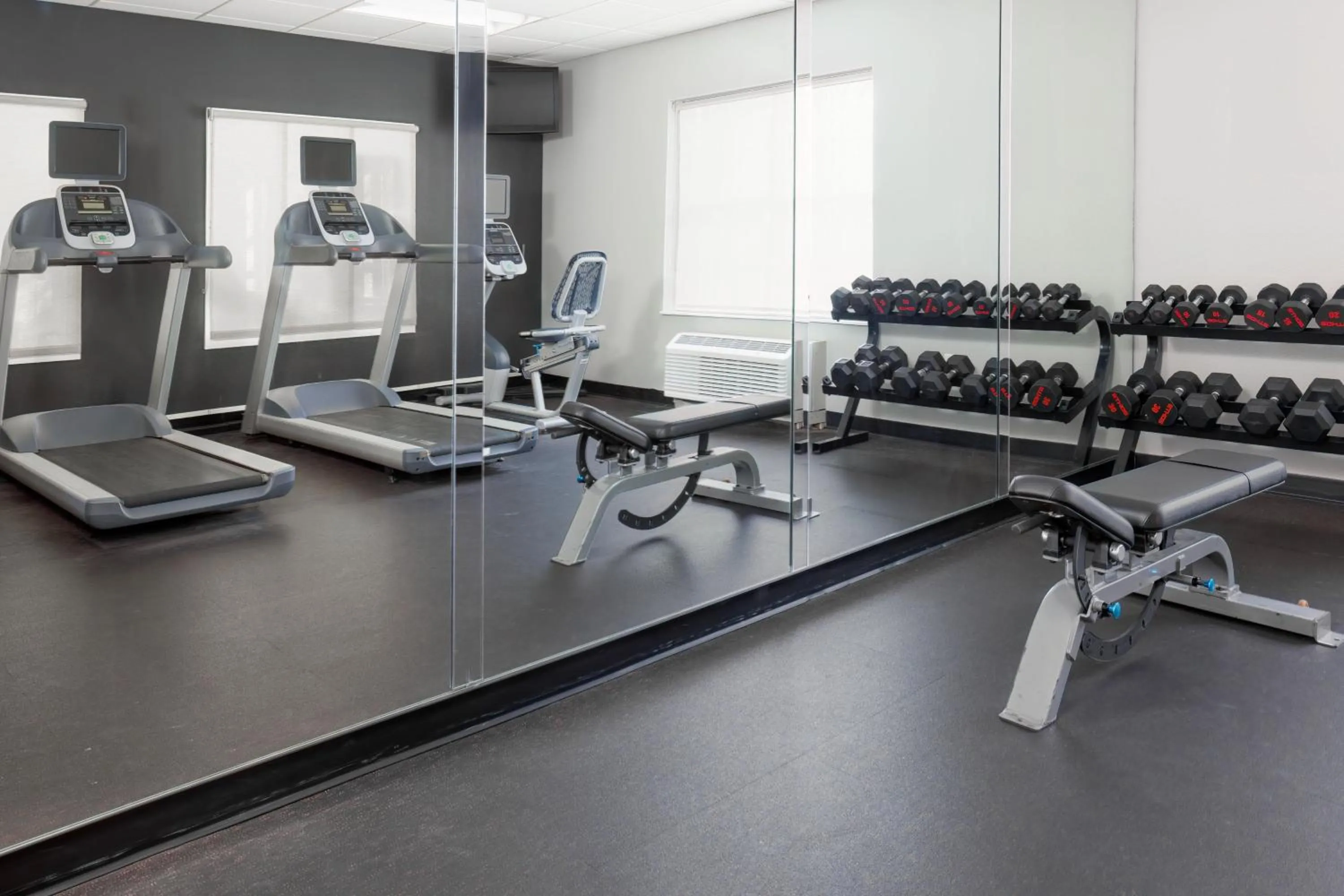 Fitness centre/facilities in TownePlace Suites by Marriott Sacramento Roseville