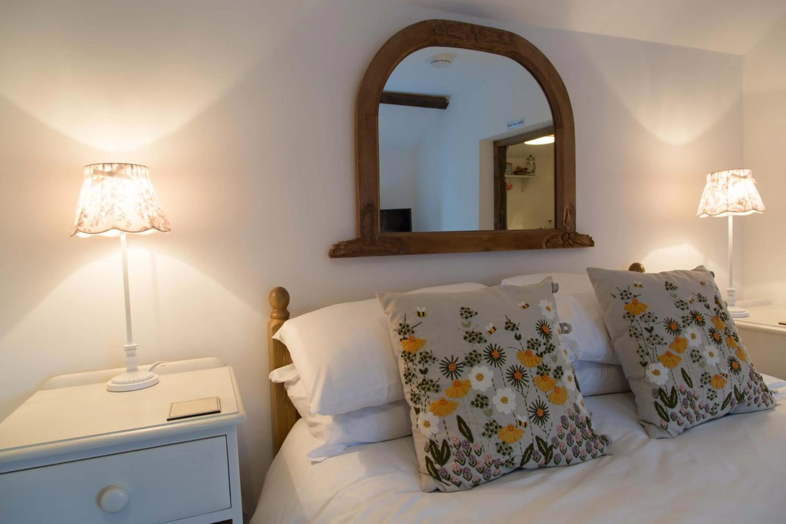 Bed in The Norman Knight Whichford