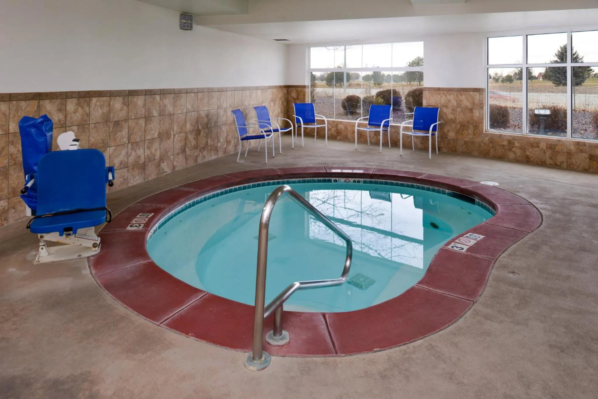 Swimming pool in Holiday Inn Express & Suites Nampa - Idaho Center by IHG