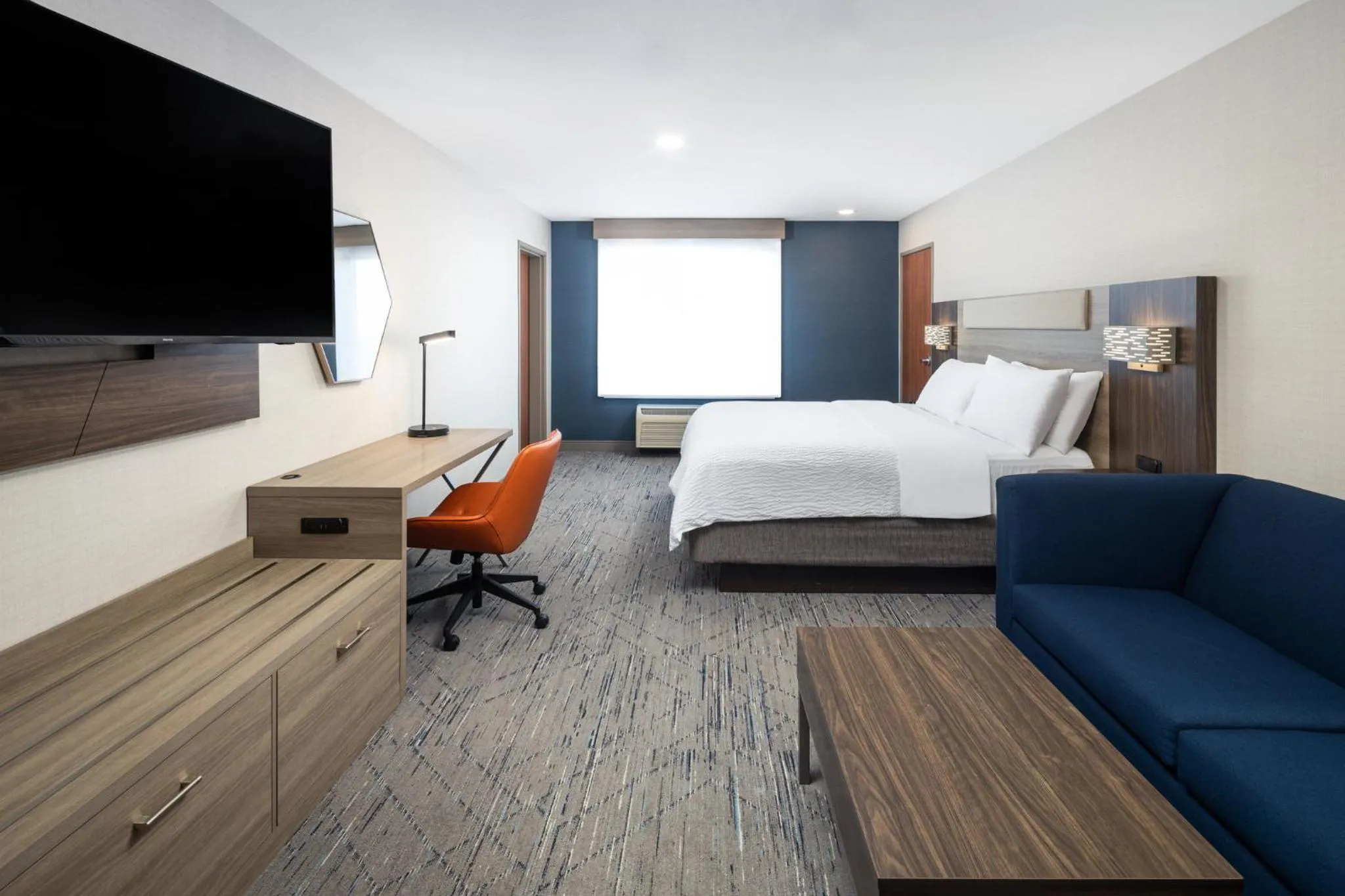 Photo of the whole room, Bed in Holiday Inn Express & Suites Nampa - Idaho Center by IHG
