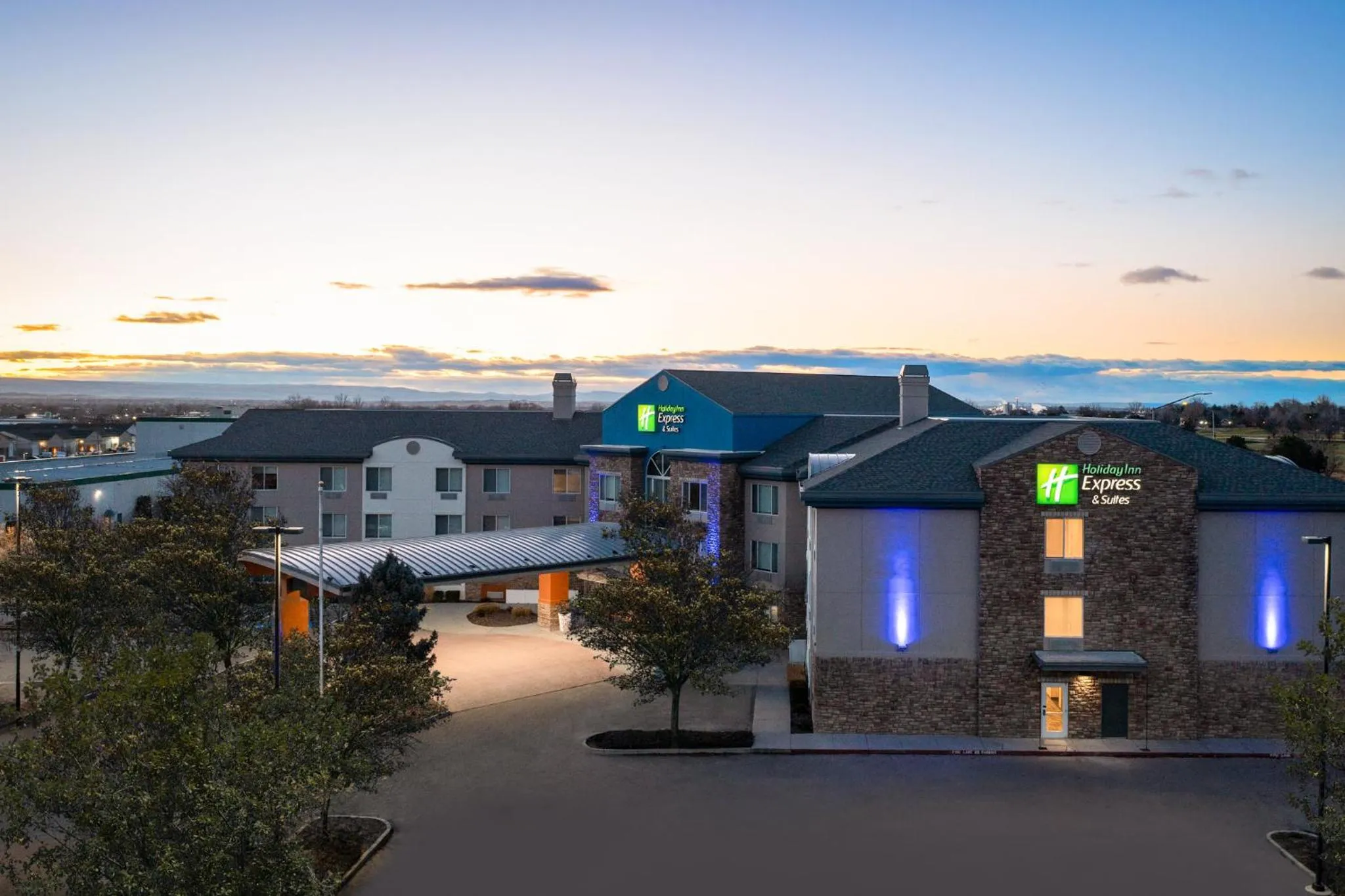 Property building in Holiday Inn Express & Suites Nampa - Idaho Center by IHG