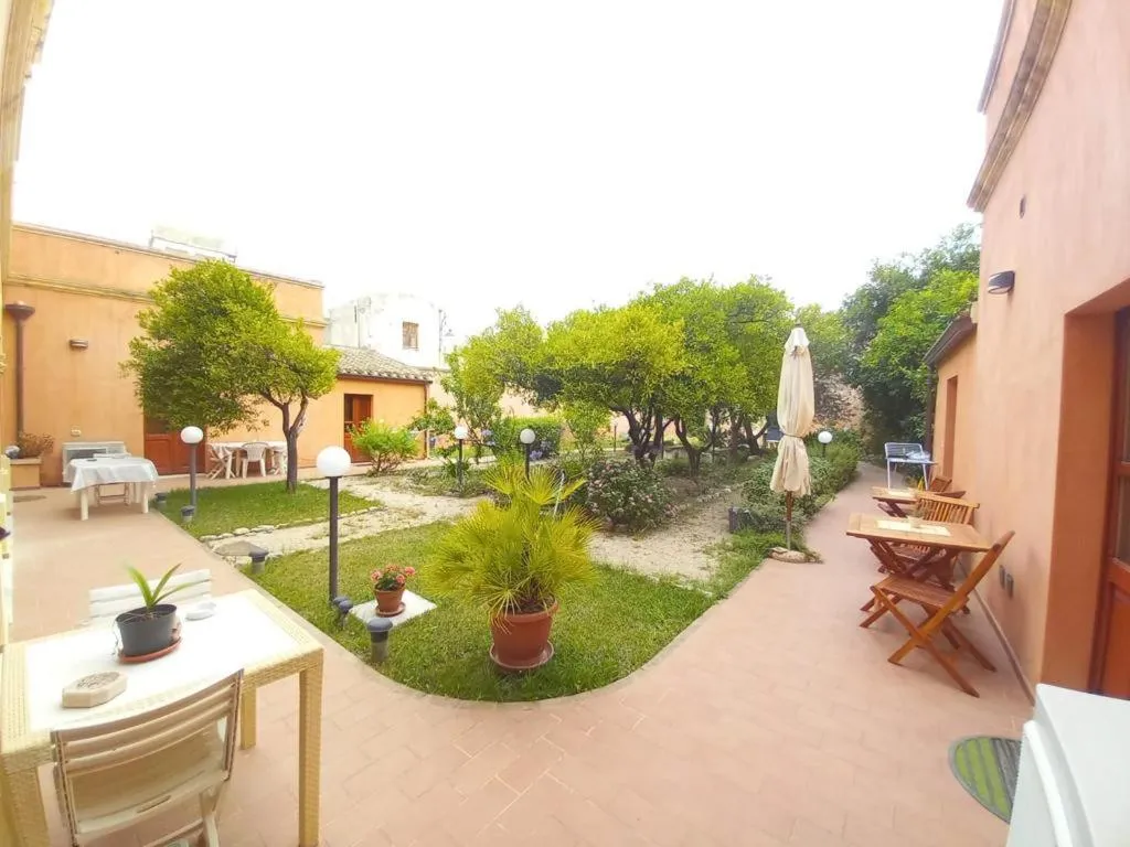 Garden in Oasi Ottocento