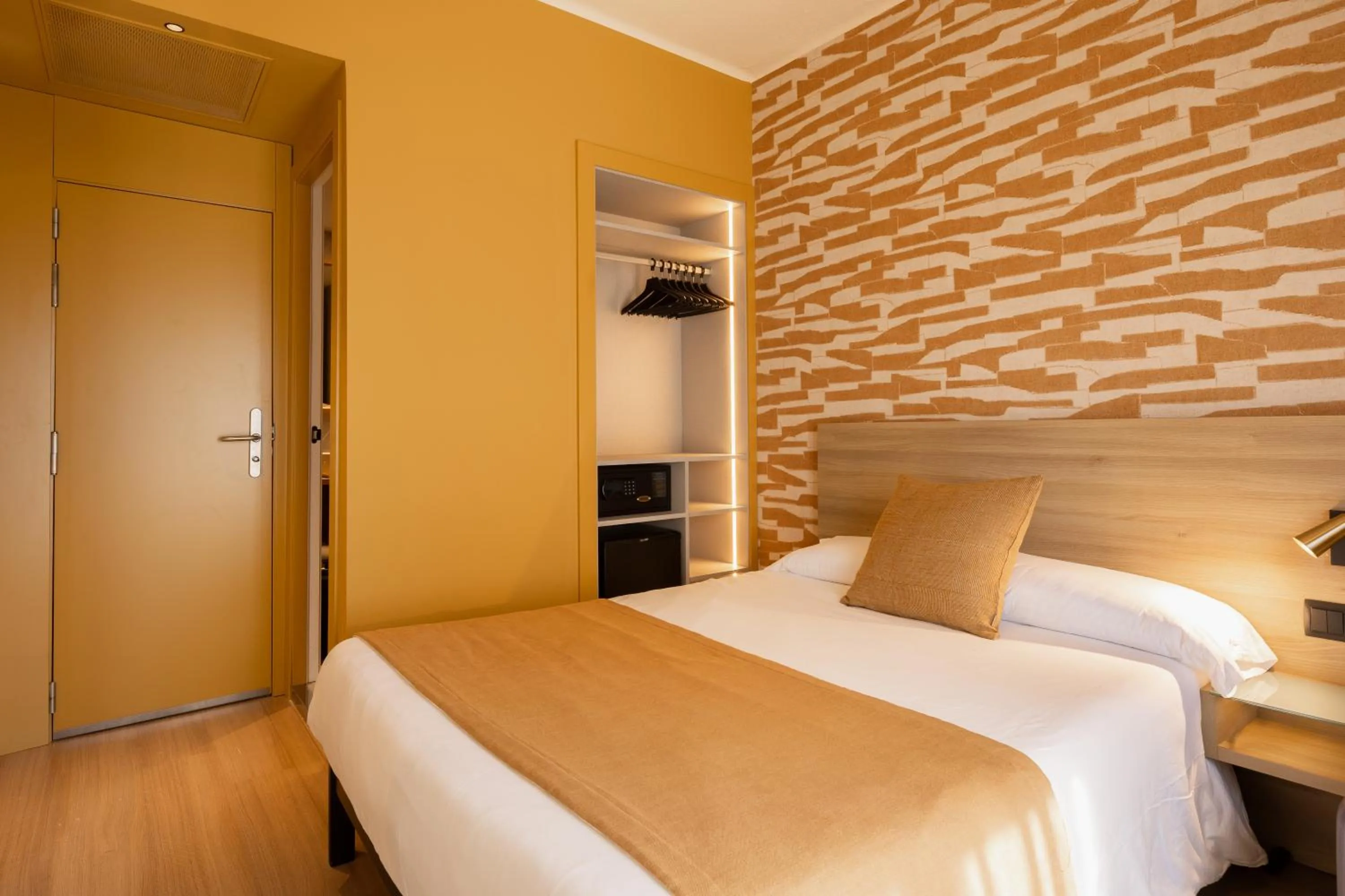 Bed in Hotel Eden Palma Playa Adults Only