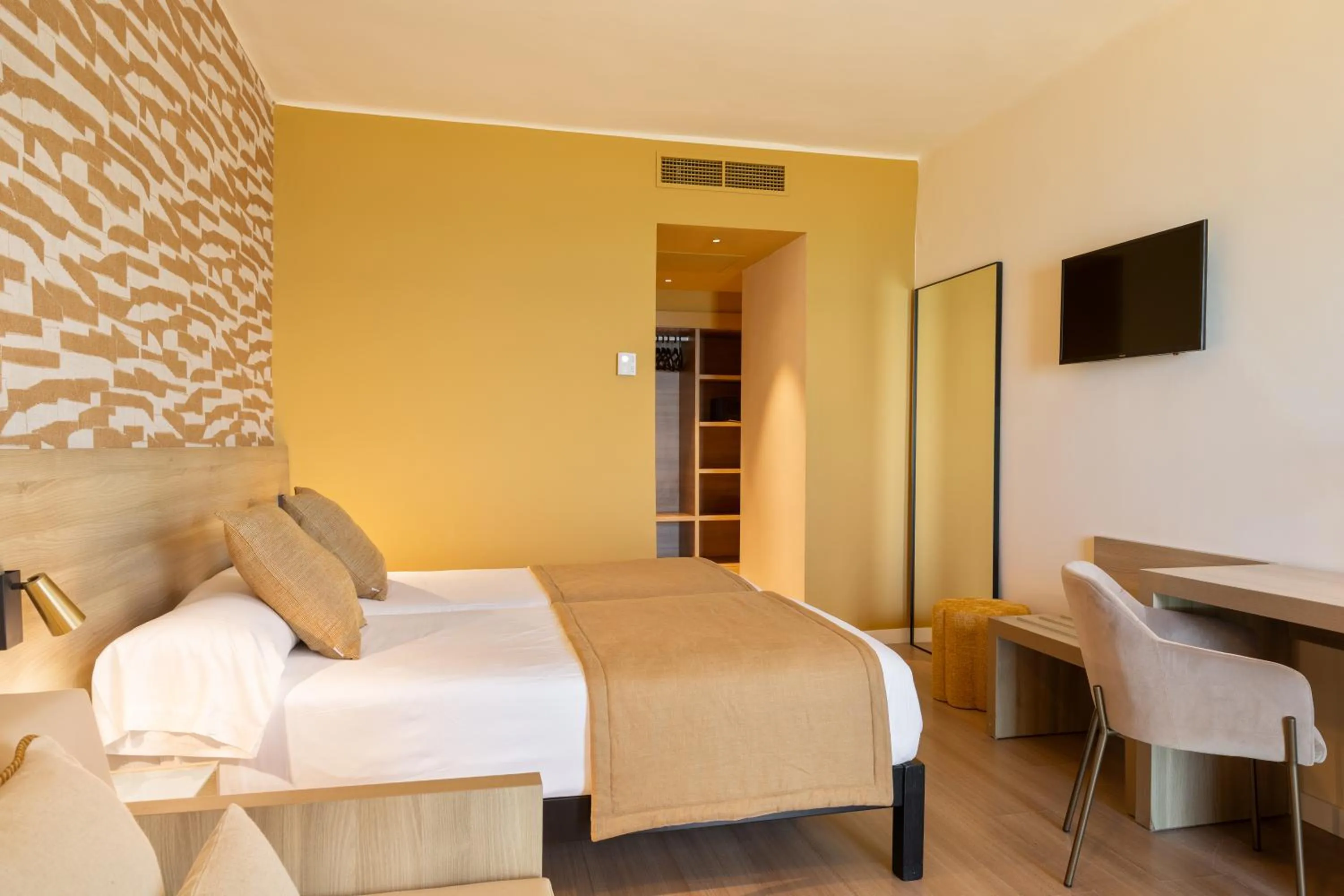 Bed in Hotel Eden Palma Playa Adults Only