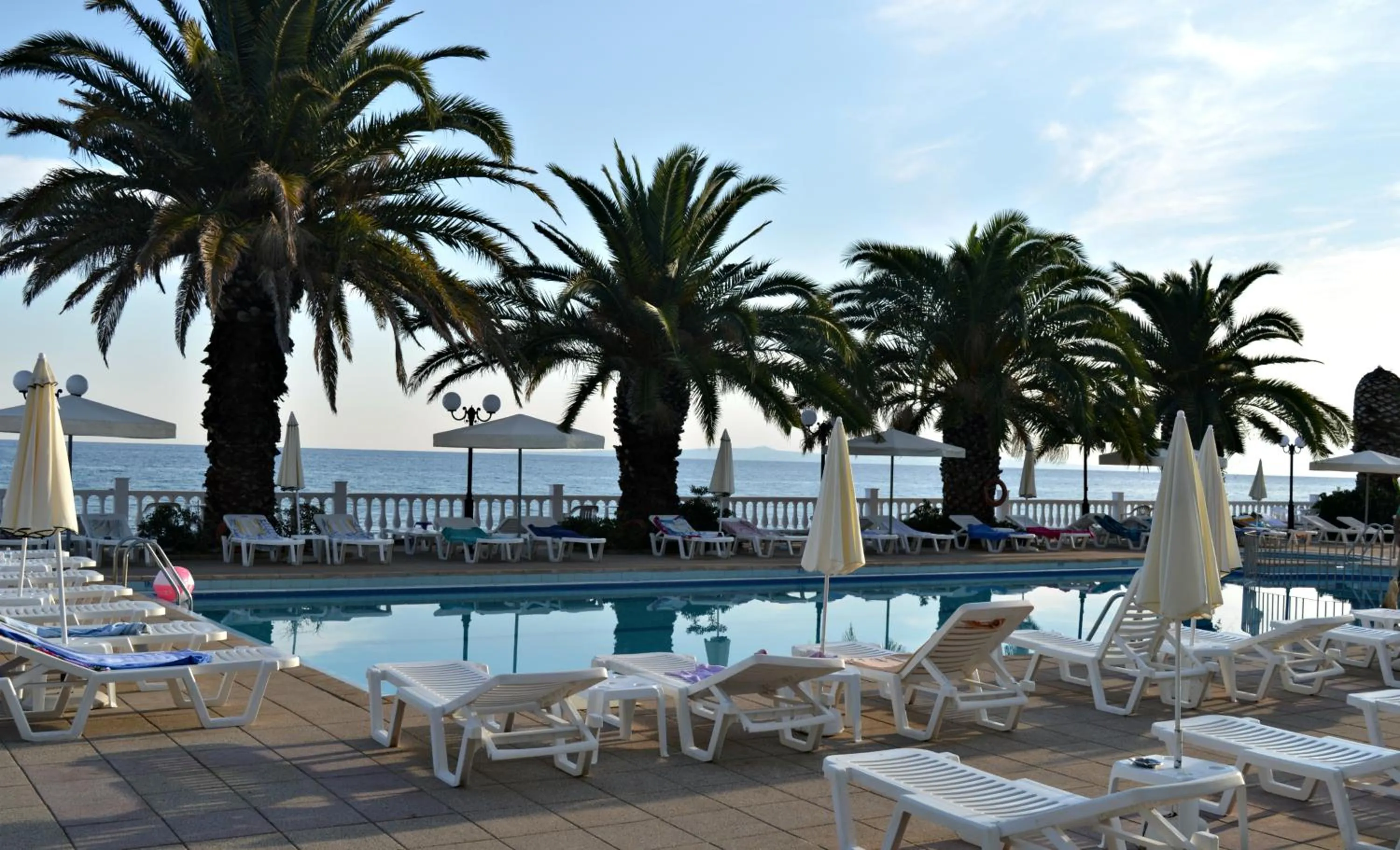 Property building in Paradise Beach Hotel