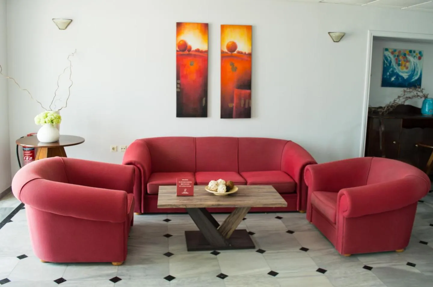 Decorative detail in Paradise Beach Hotel