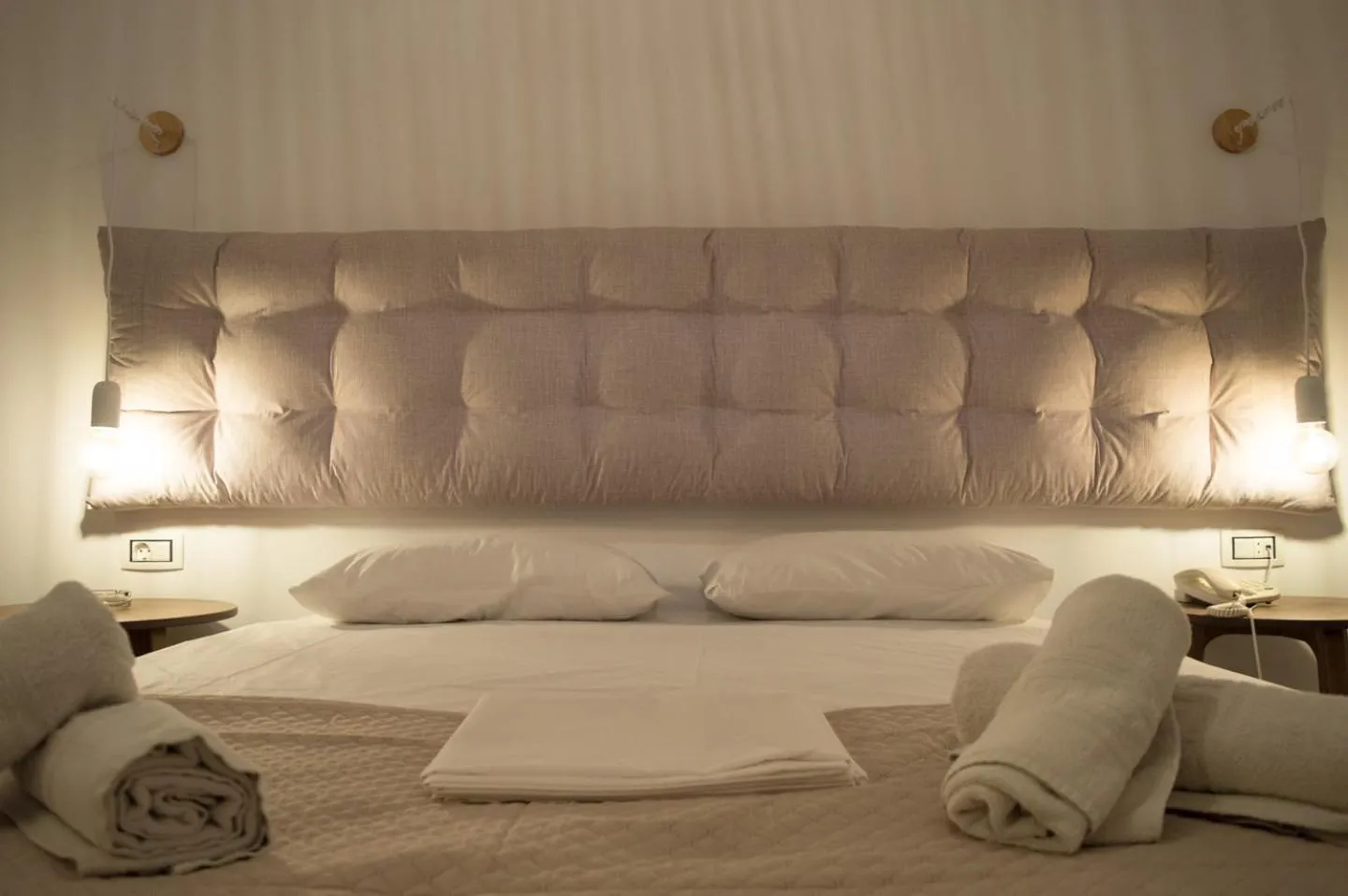 Bed in Paradise Beach Hotel