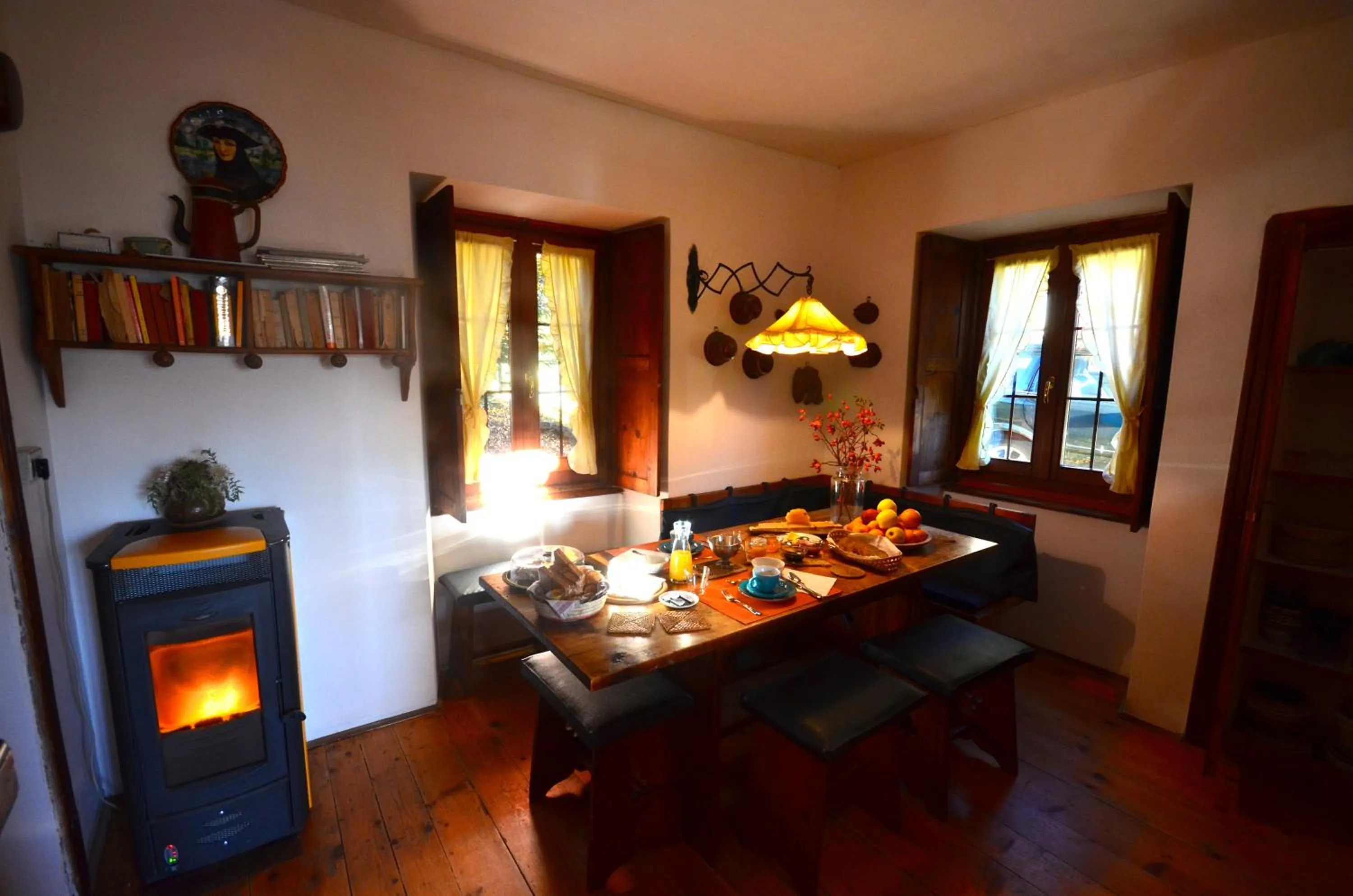 Restaurant/places to eat in Il Cortese