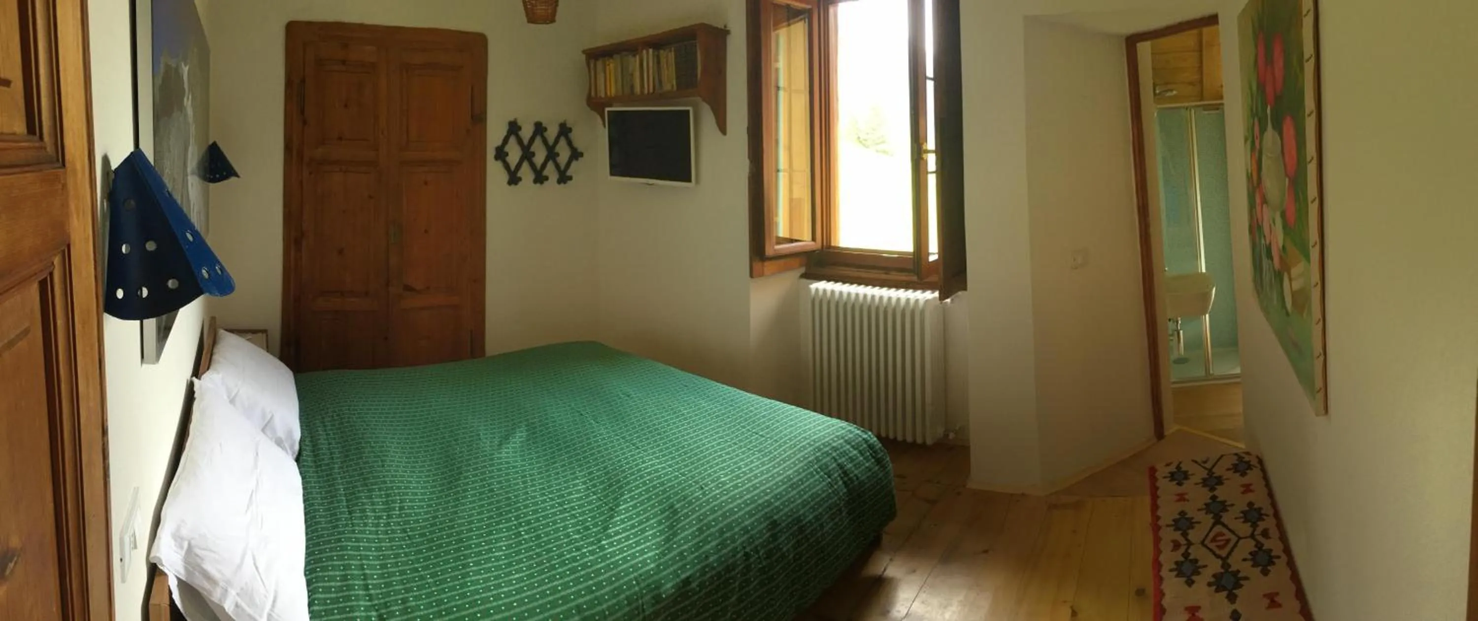 Photo of the whole room in Il Cortese