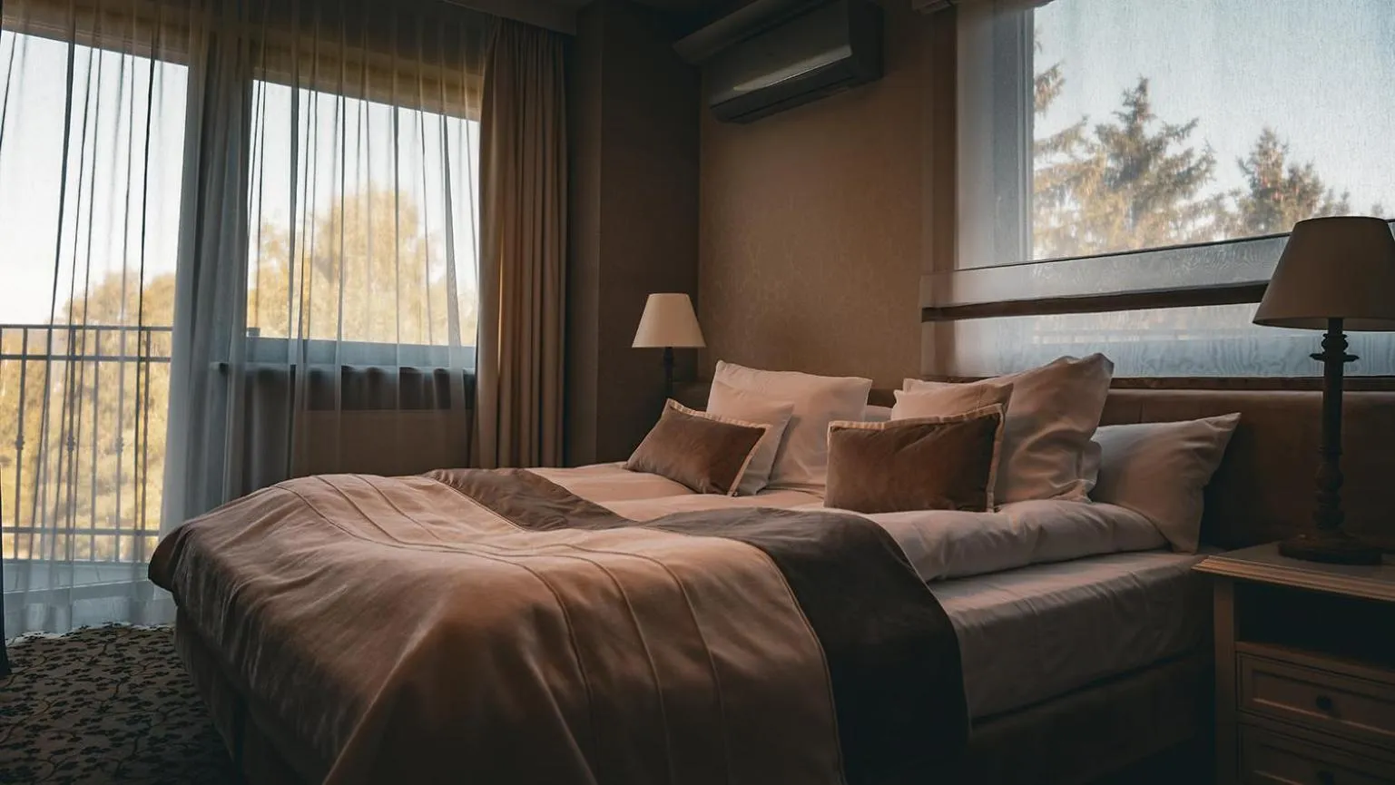 View (from property/room), Bed in Hotel & Medi-Spa Biały Kamień