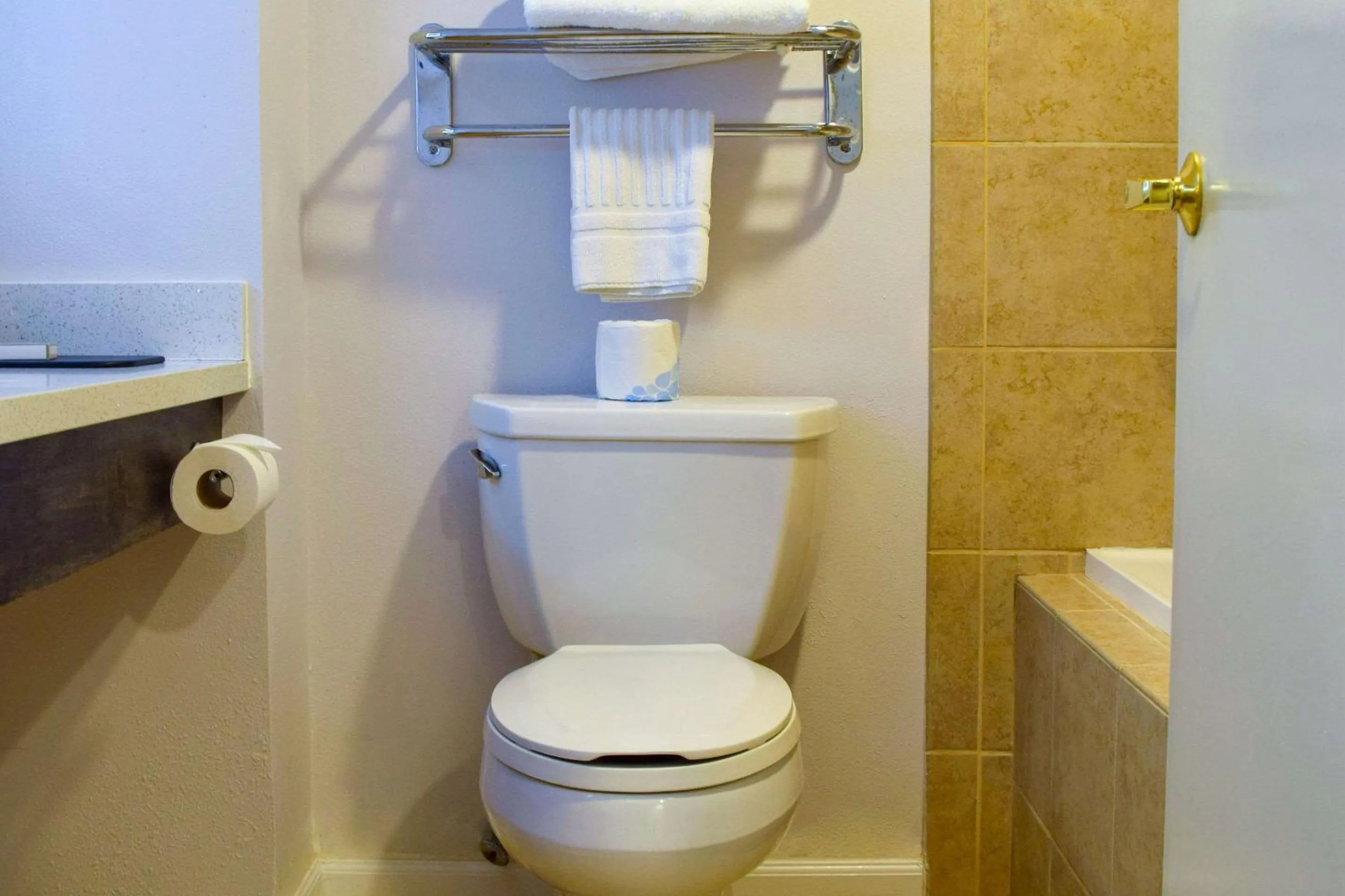 Bedroom in Comfort Inn Bellingham