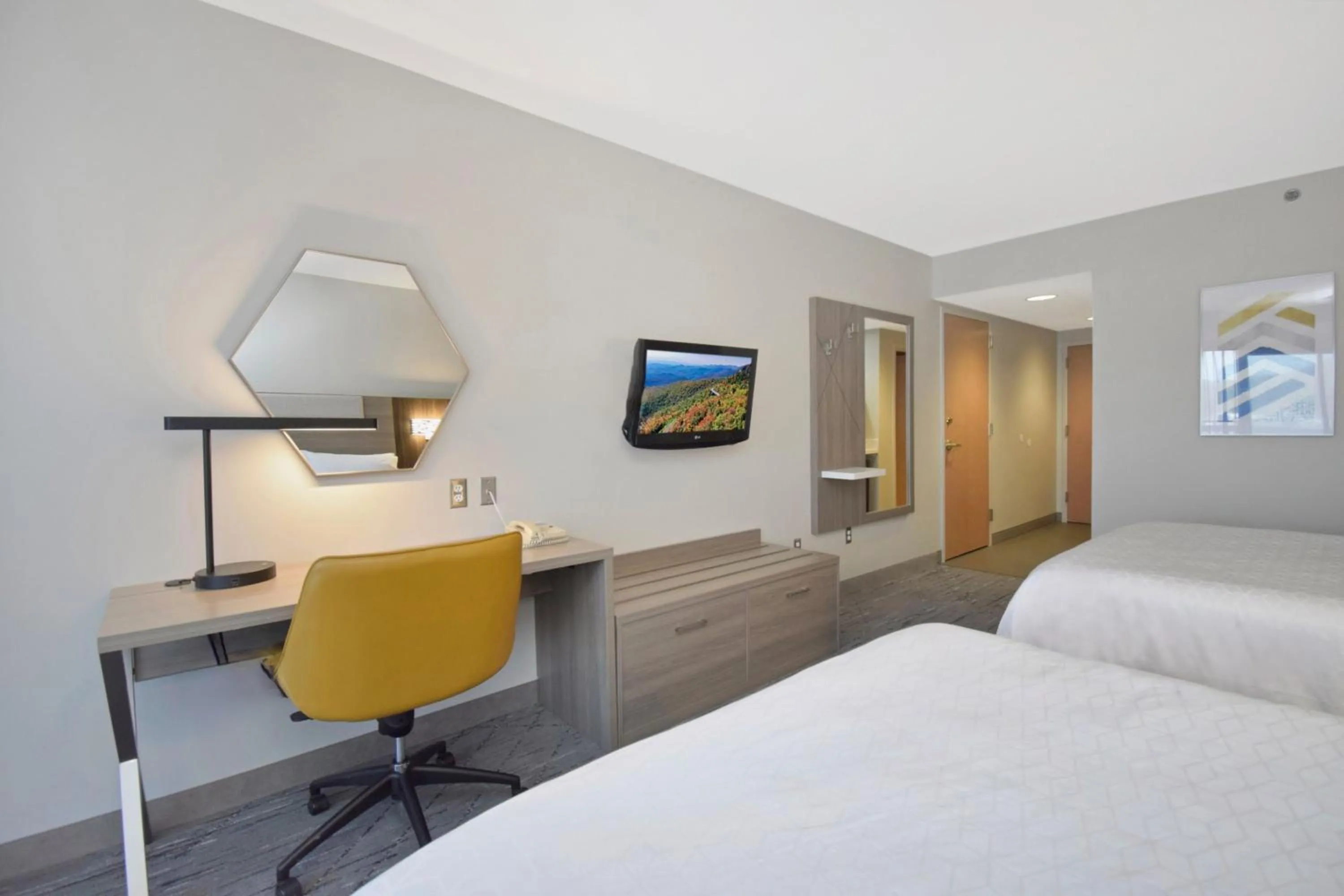 Bed in Holiday Inn Express Boone by IHG