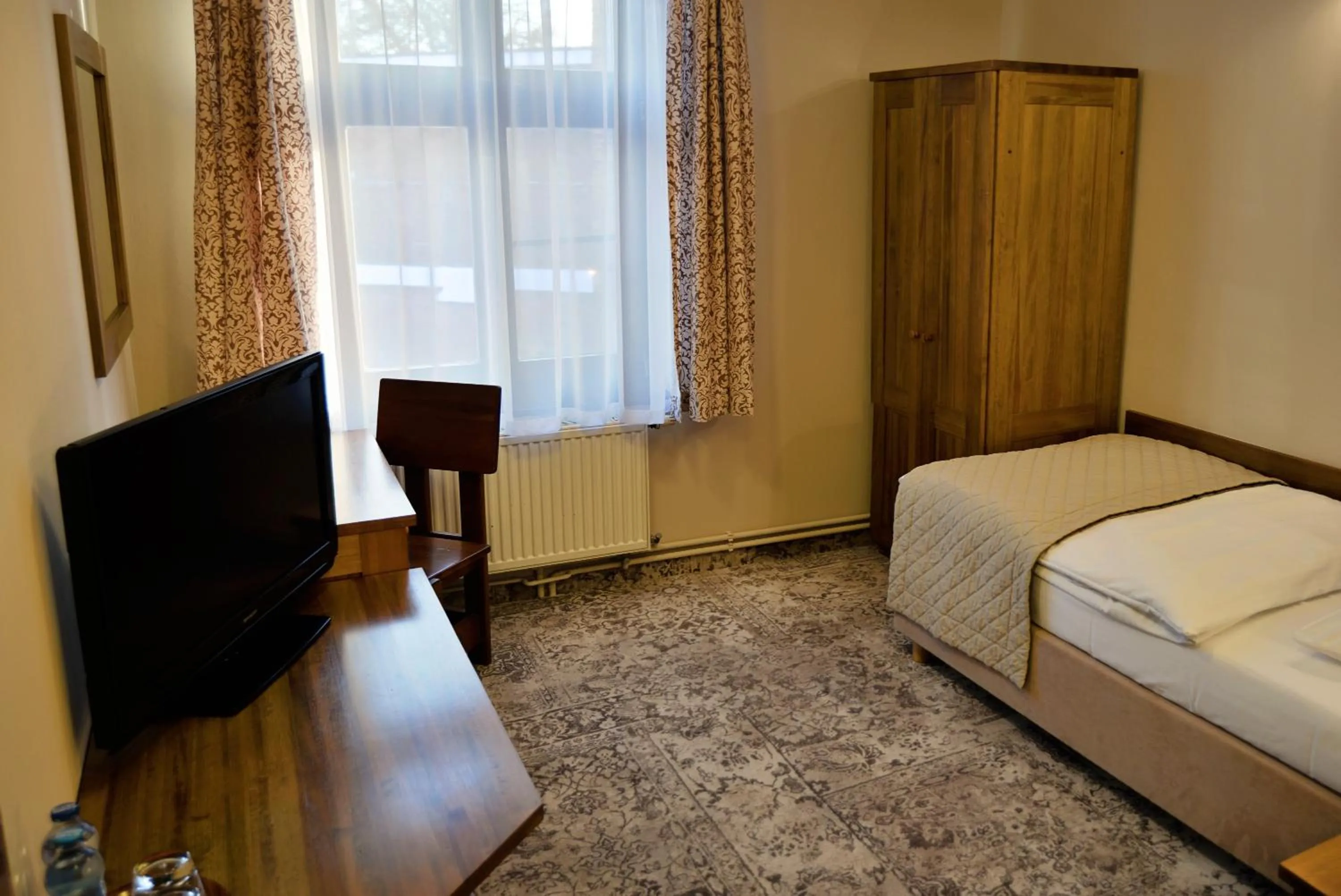 Photo of the whole room, Bed in Hotel Karczma Chełmińska