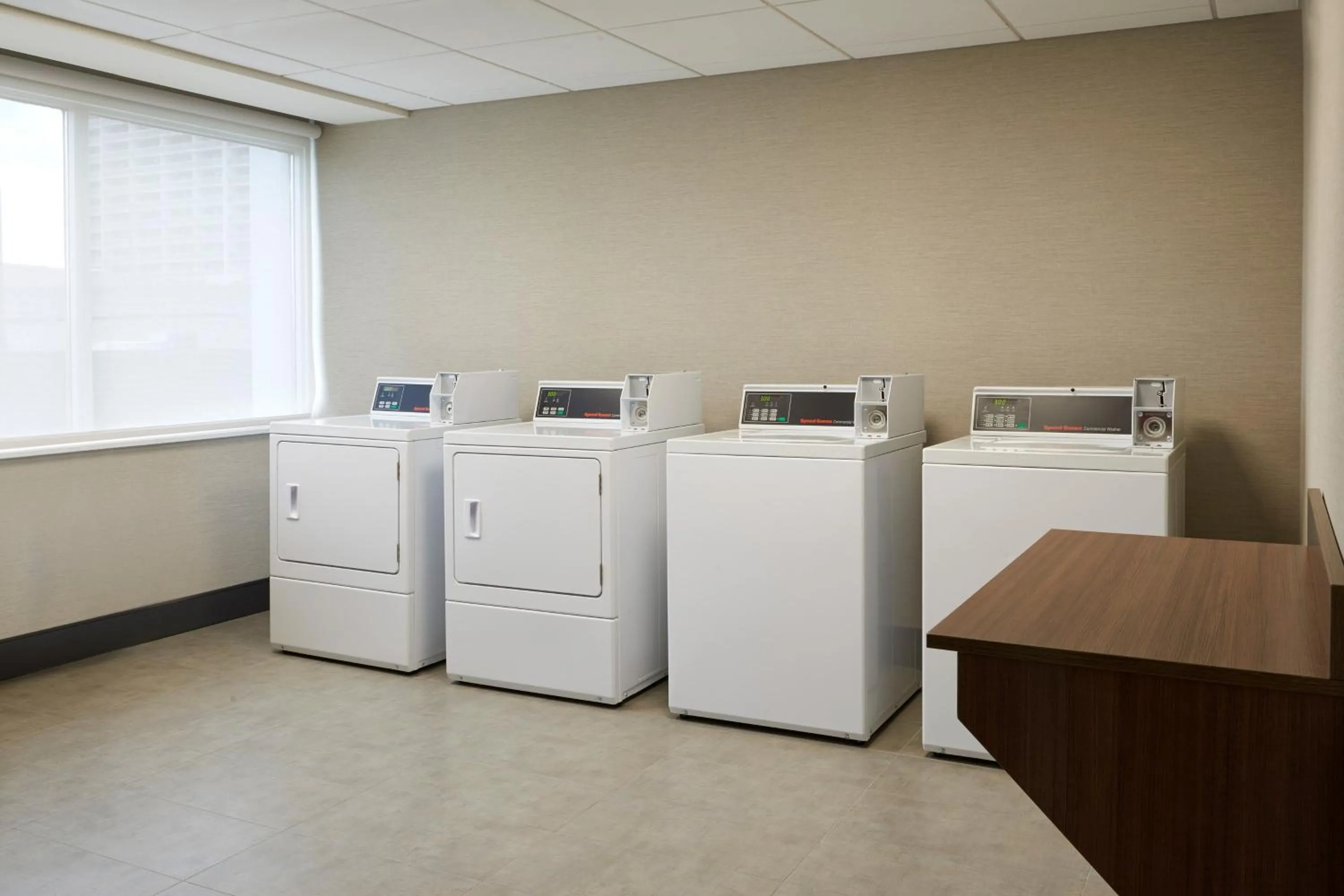 Other in Four Points by Sheraton Windsor Downtown