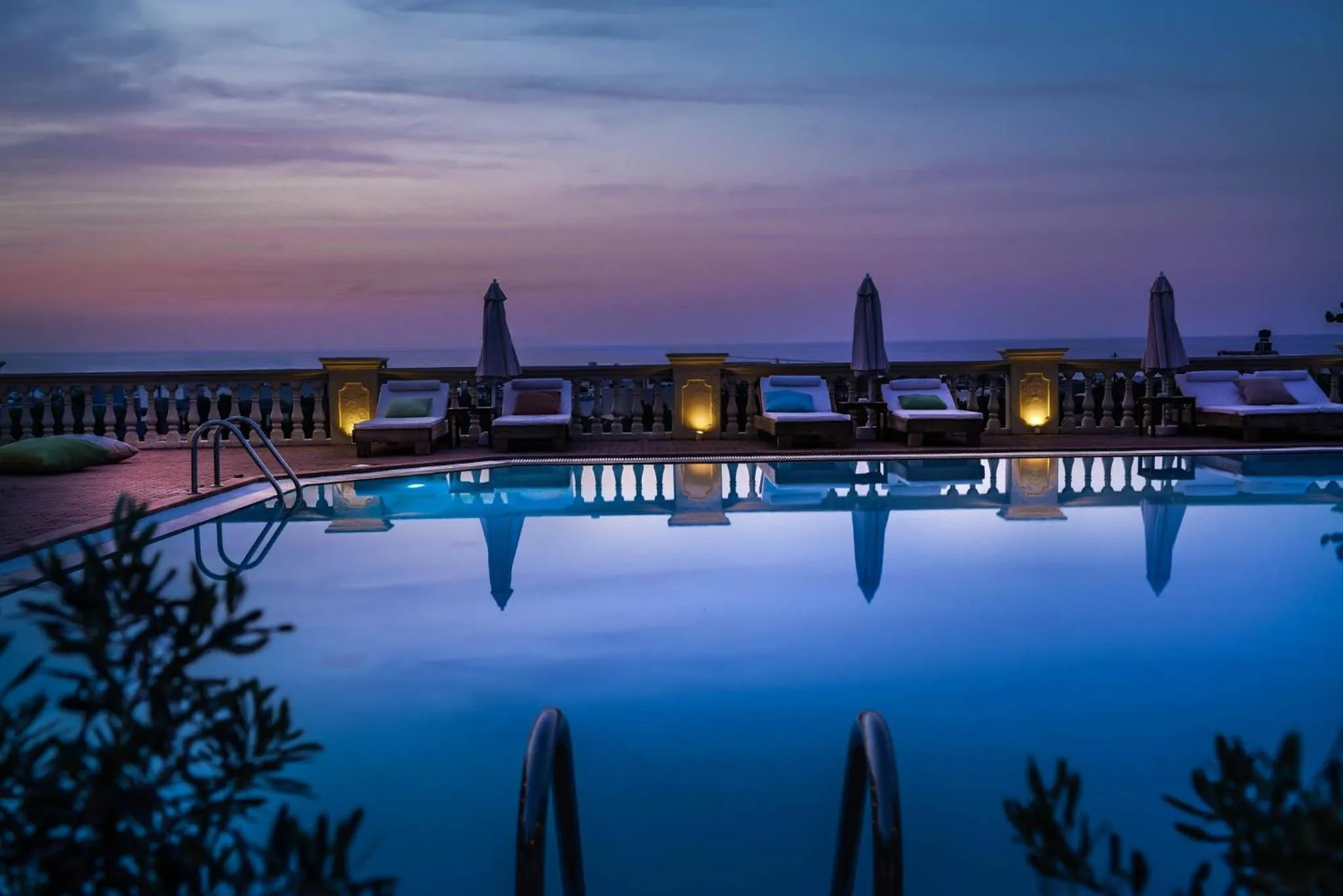 Swimming pool in Notos Heights Hotel & Suites