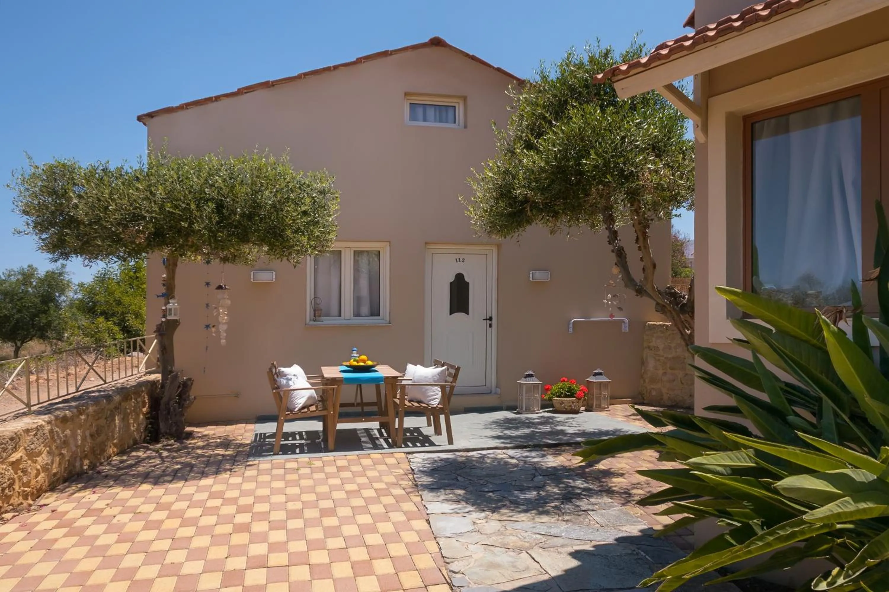 Patio in Notos Heights Hotel & Suites