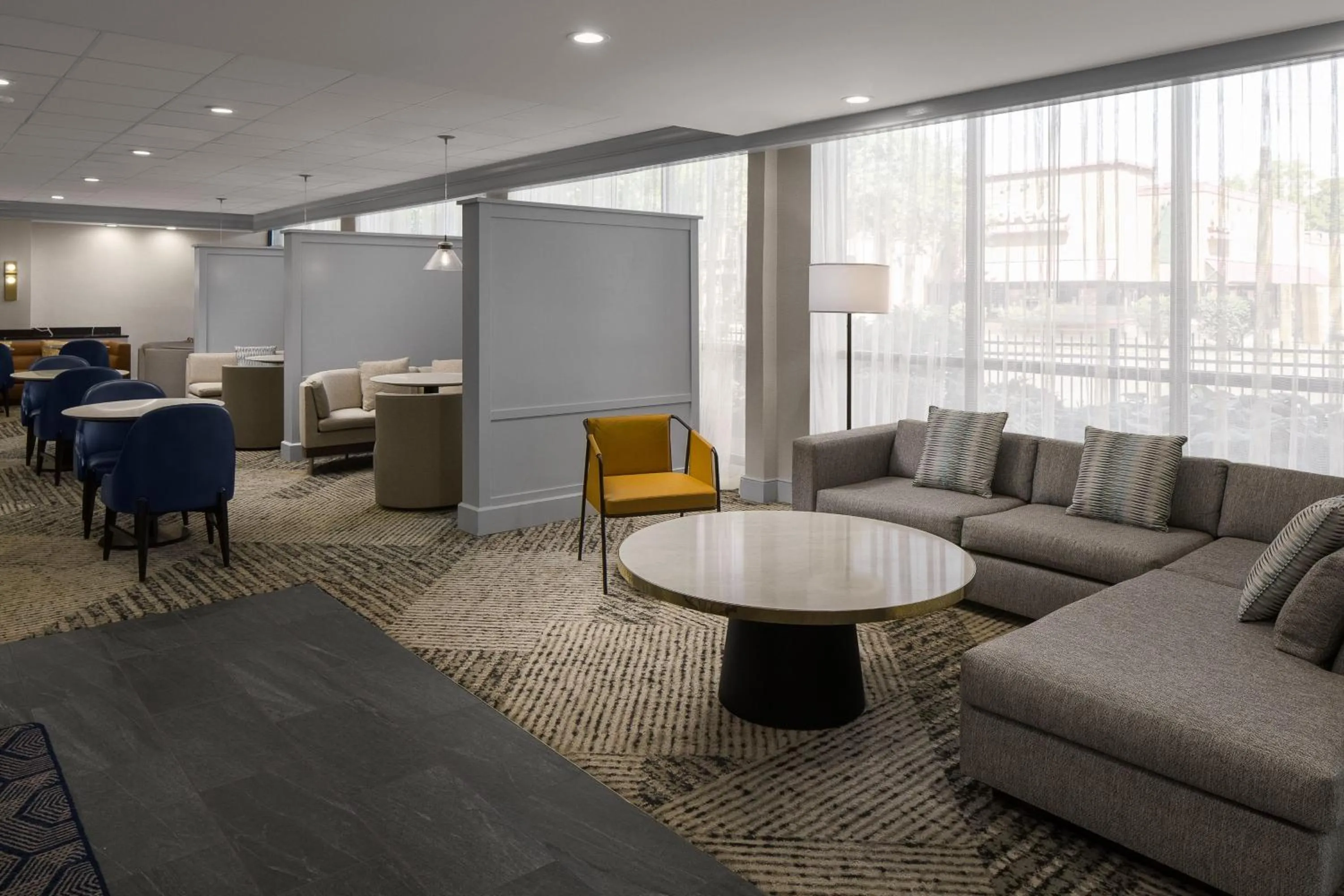 Lobby or reception in Courtyard New Haven at Yale